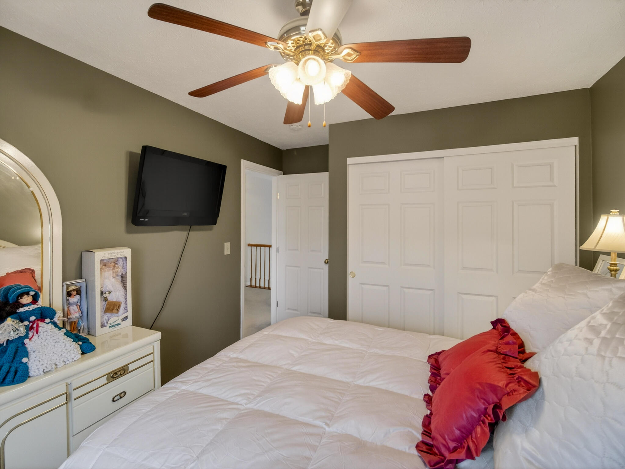 2187 Bluegrama Drive