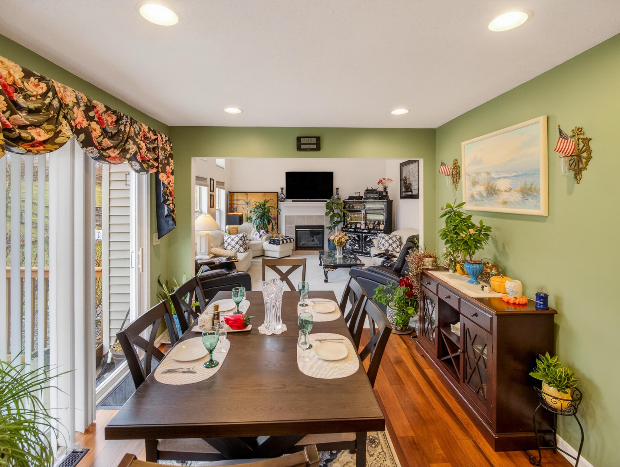 2187 Bluegrama Drive