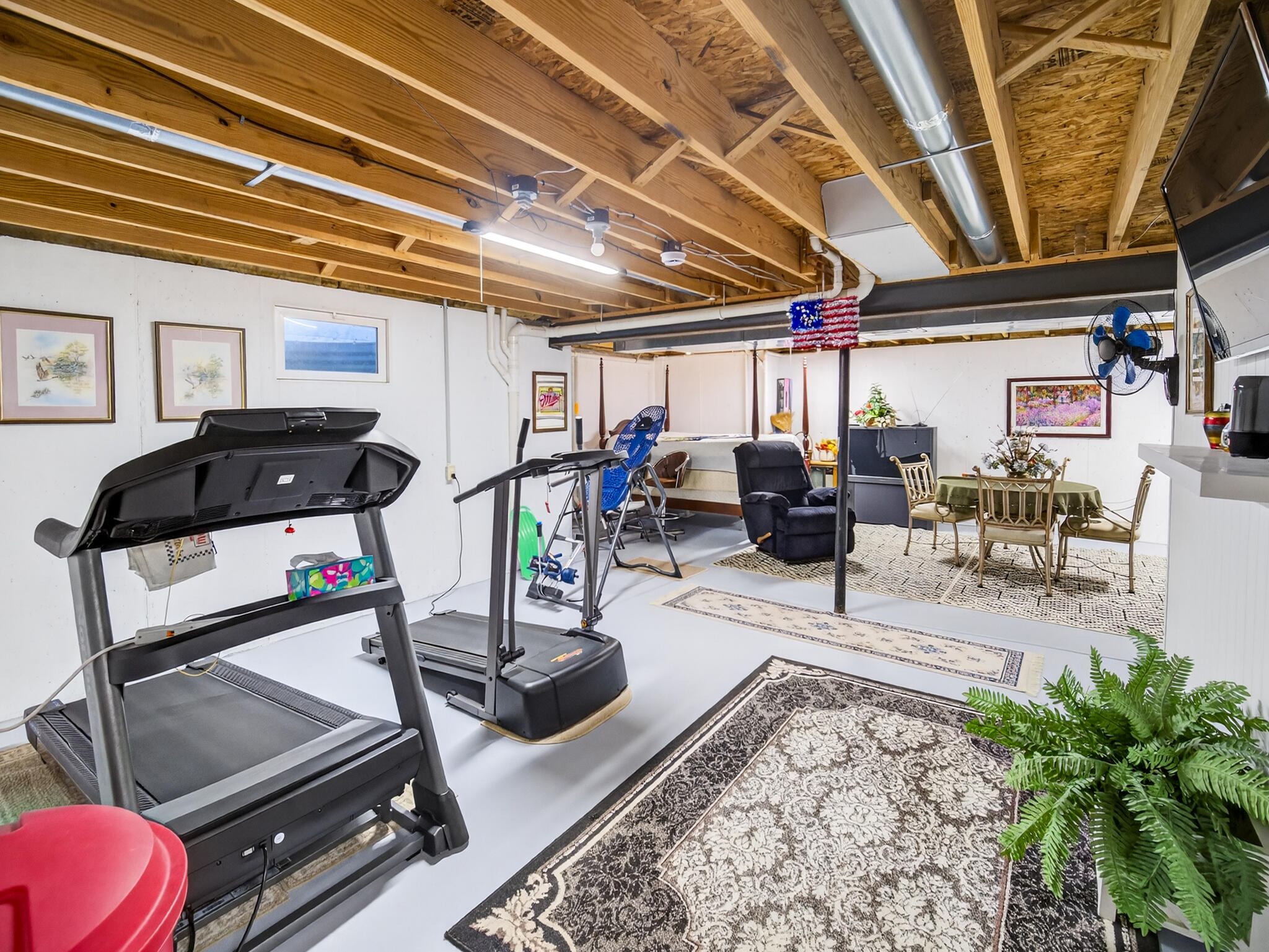 2187 Bluegrama Drive