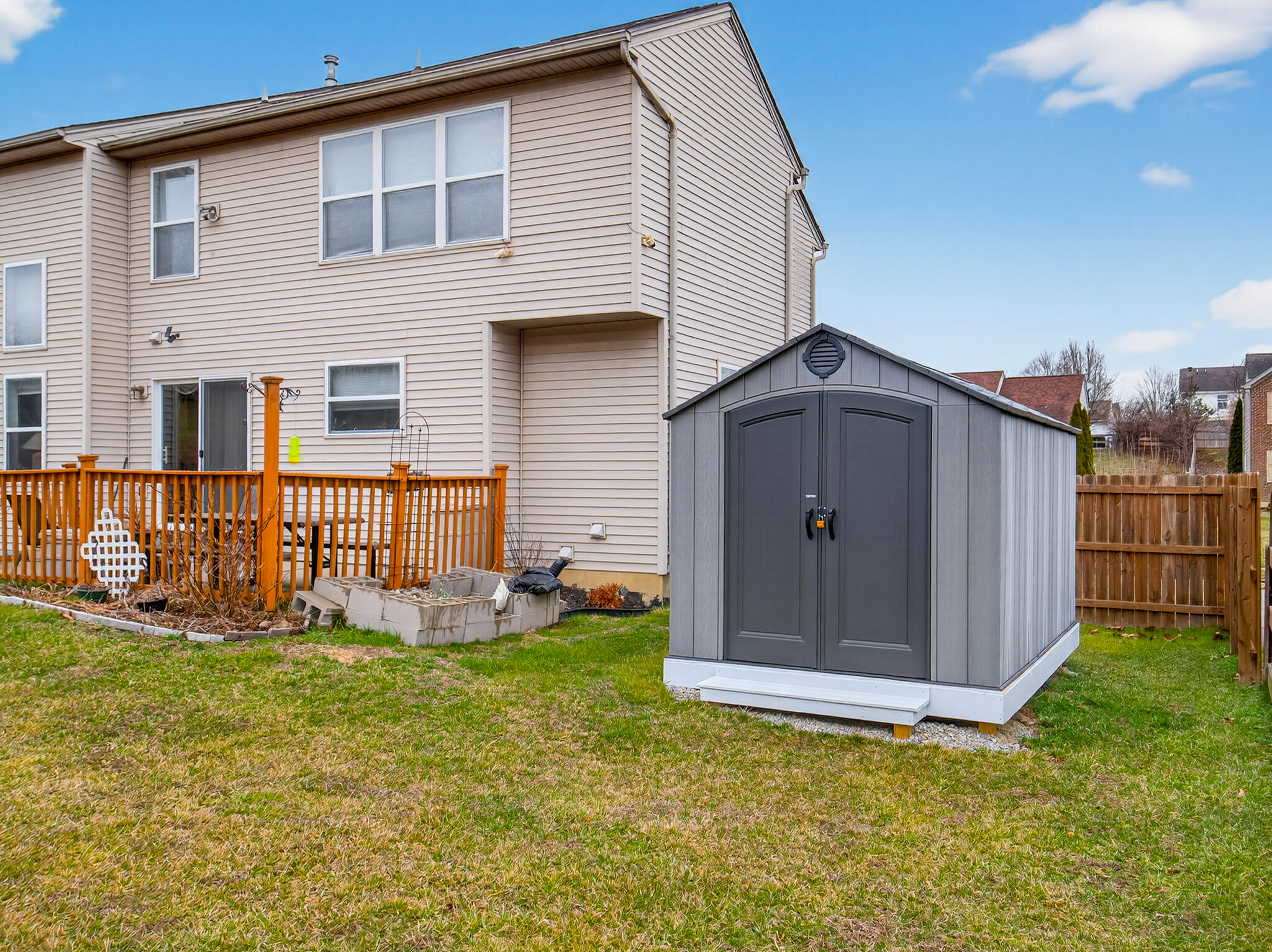 2187 Bluegrama Drive