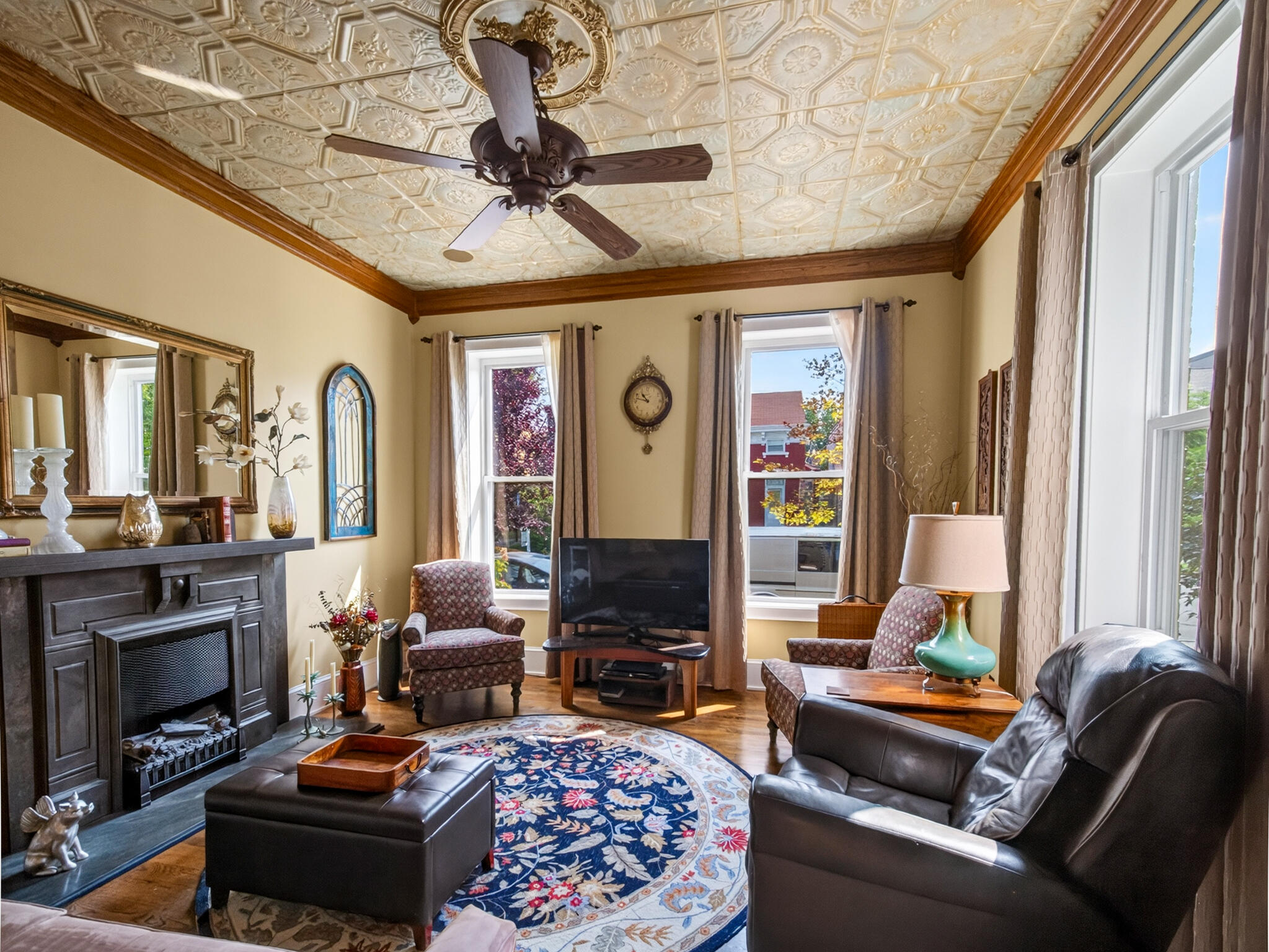 838 Monroe Street