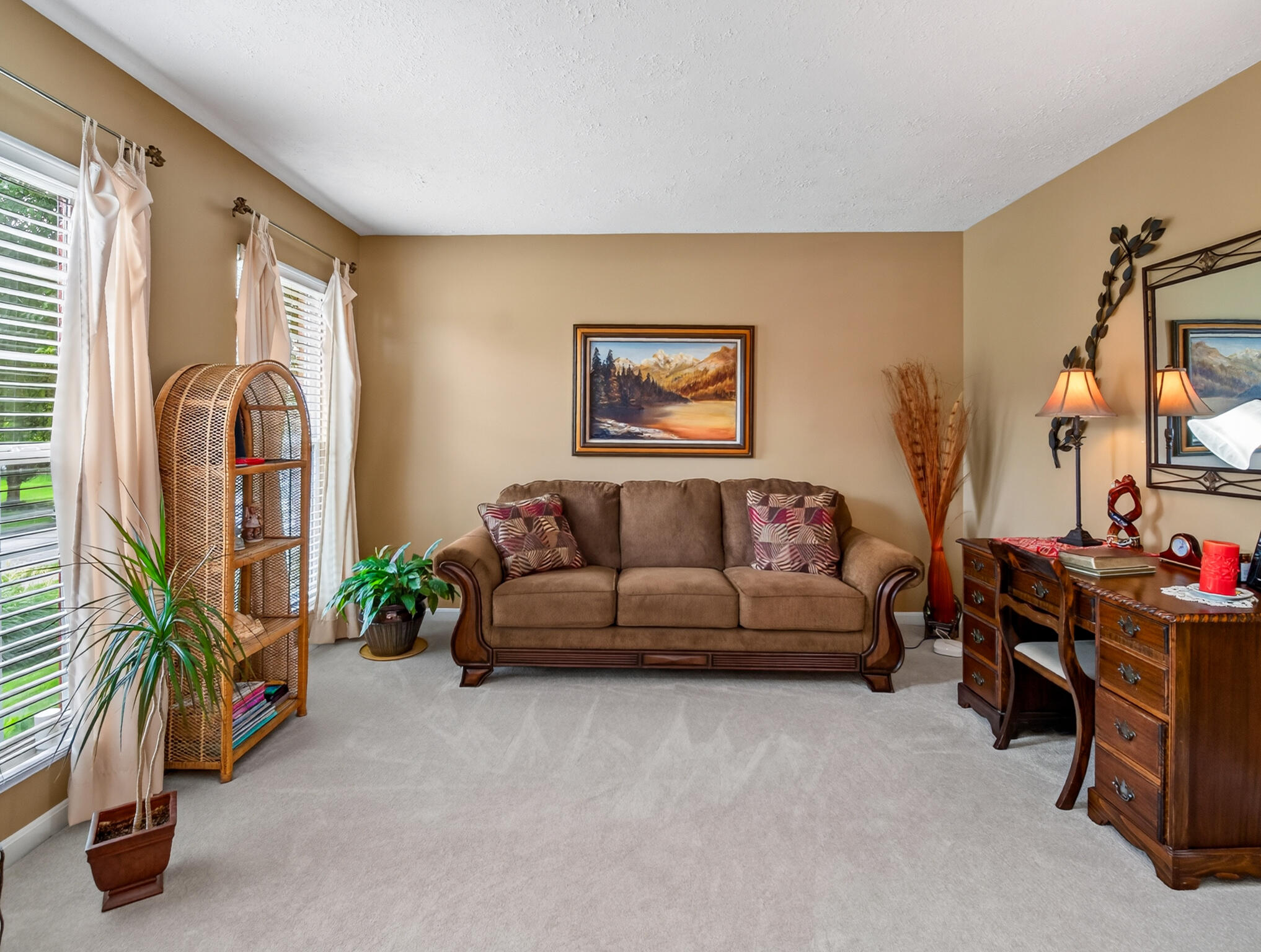 6243 Castle Oak Drive