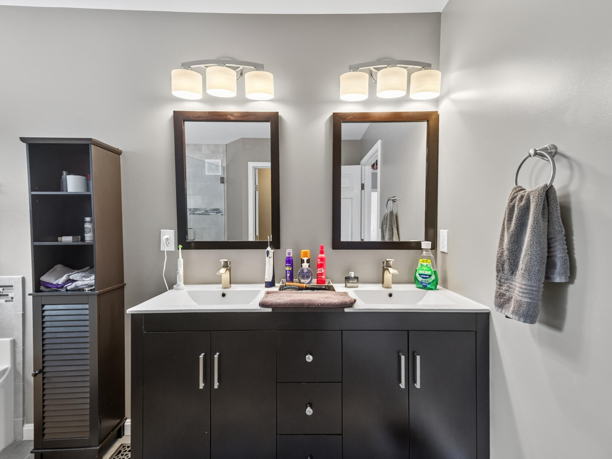 6243 Castle Oak Drive