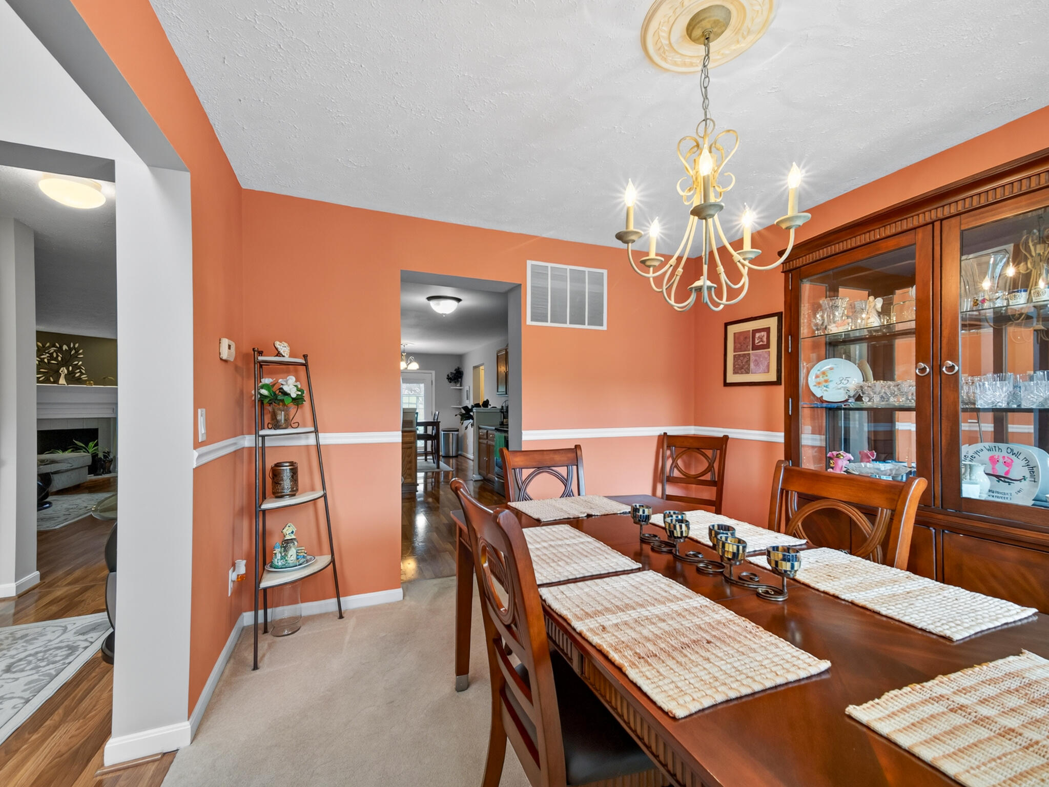 6243 Castle Oak Drive