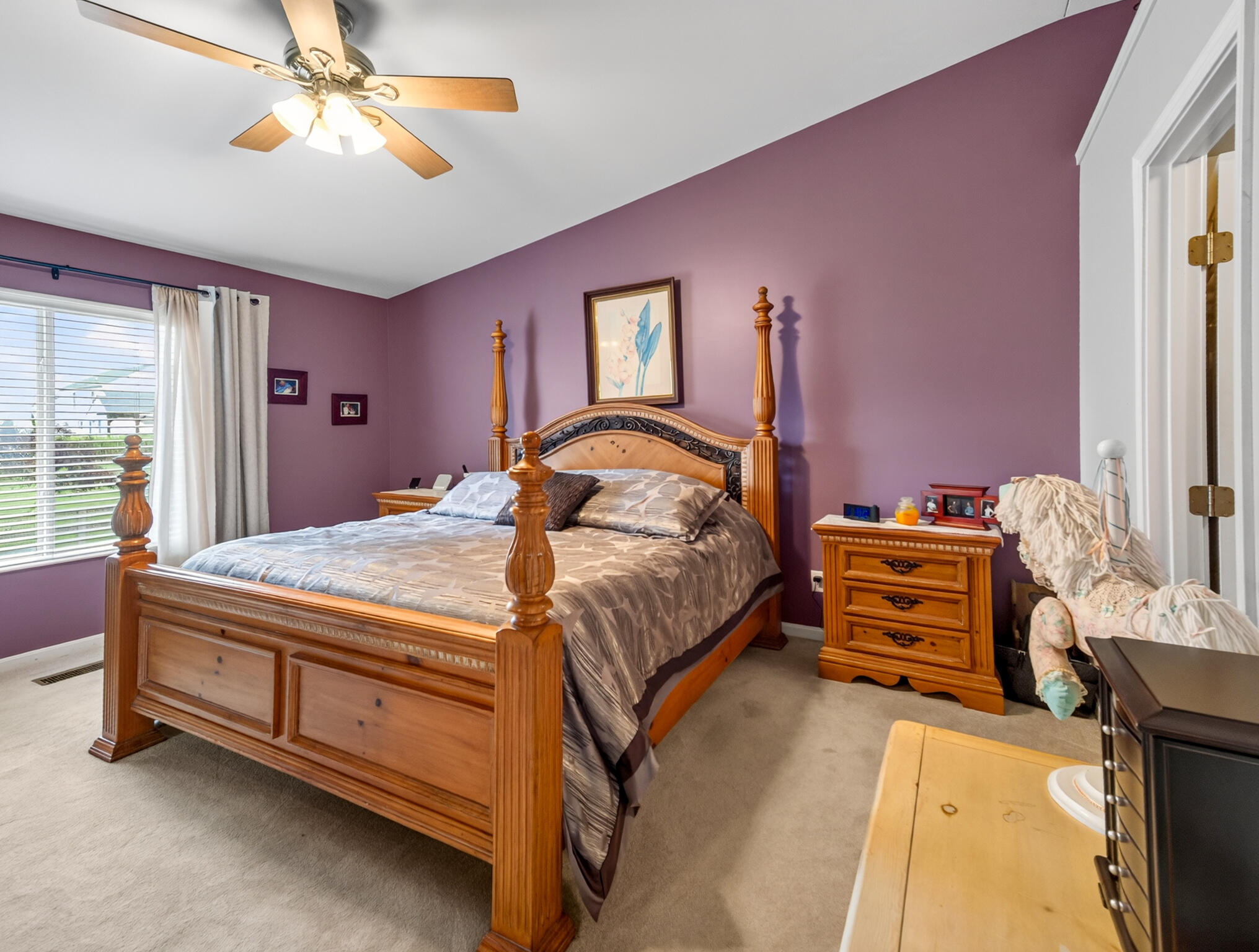 6243 Castle Oak Drive