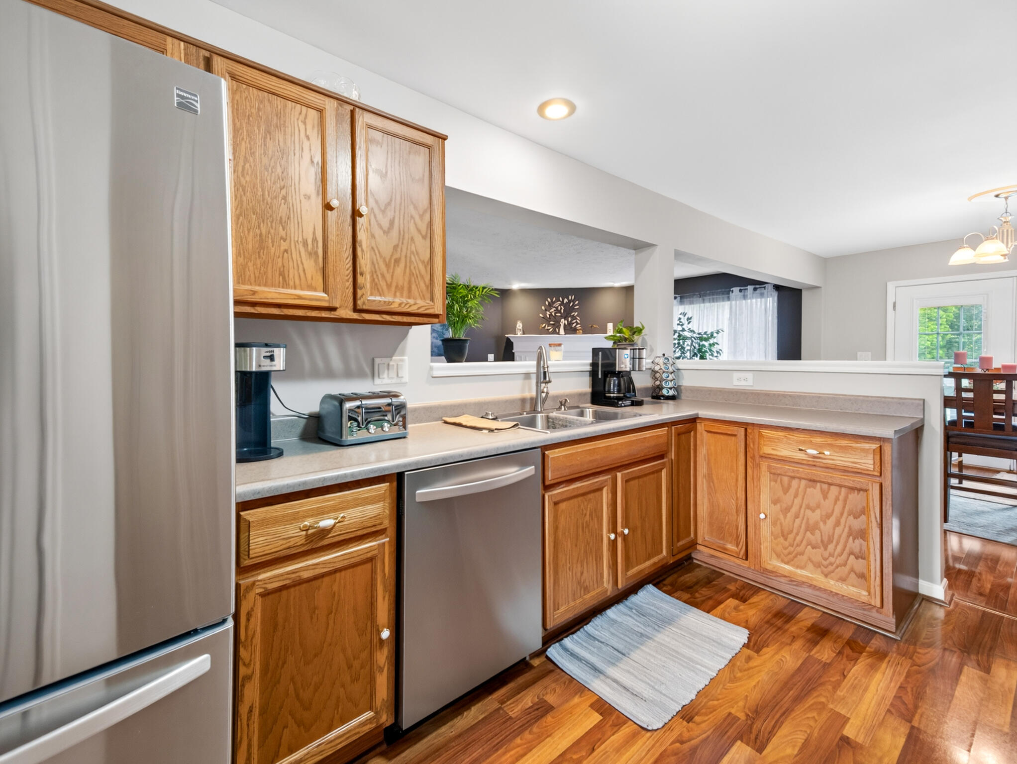 6243 Castle Oak Drive