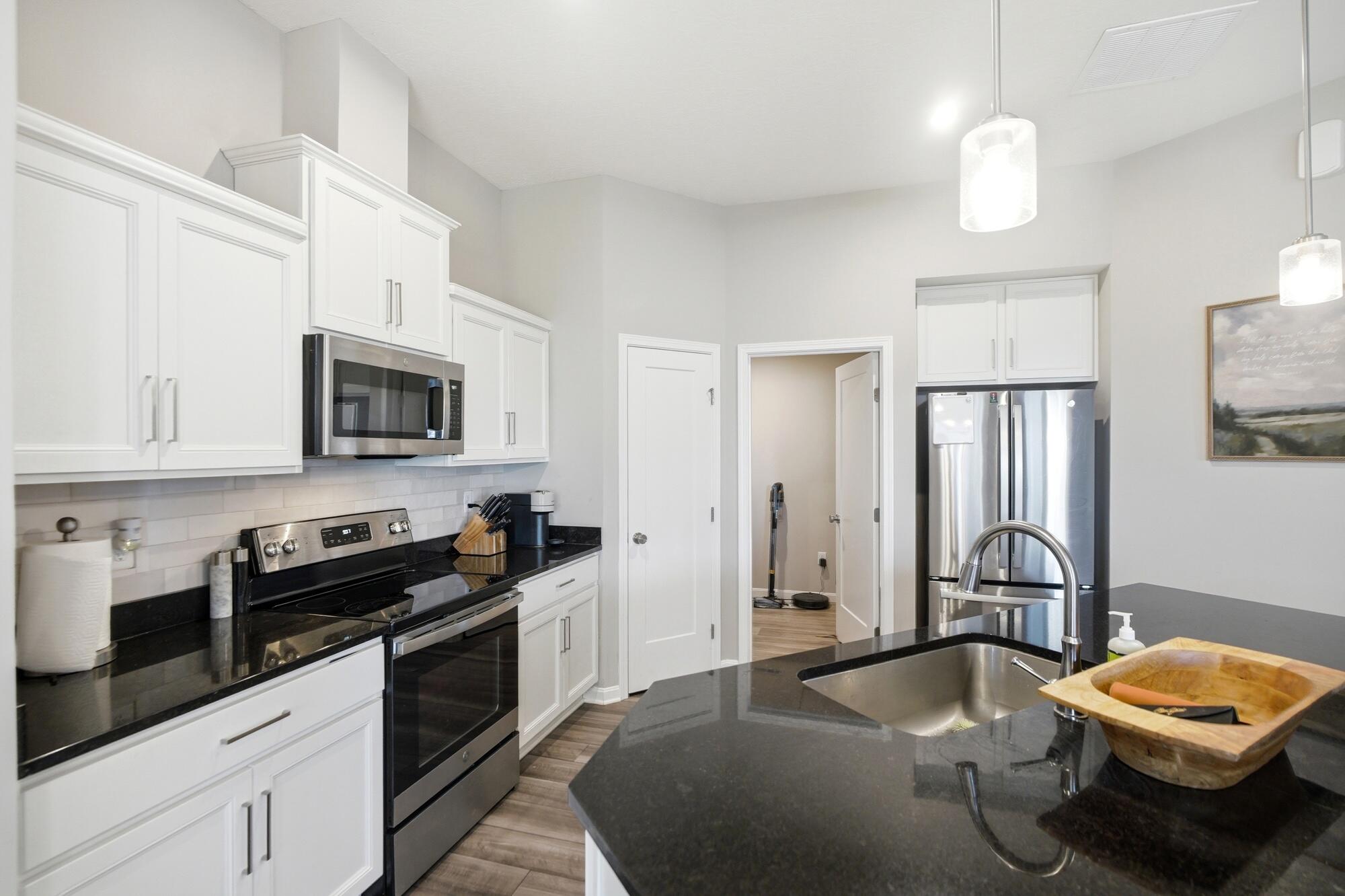 710 Crescent Landing