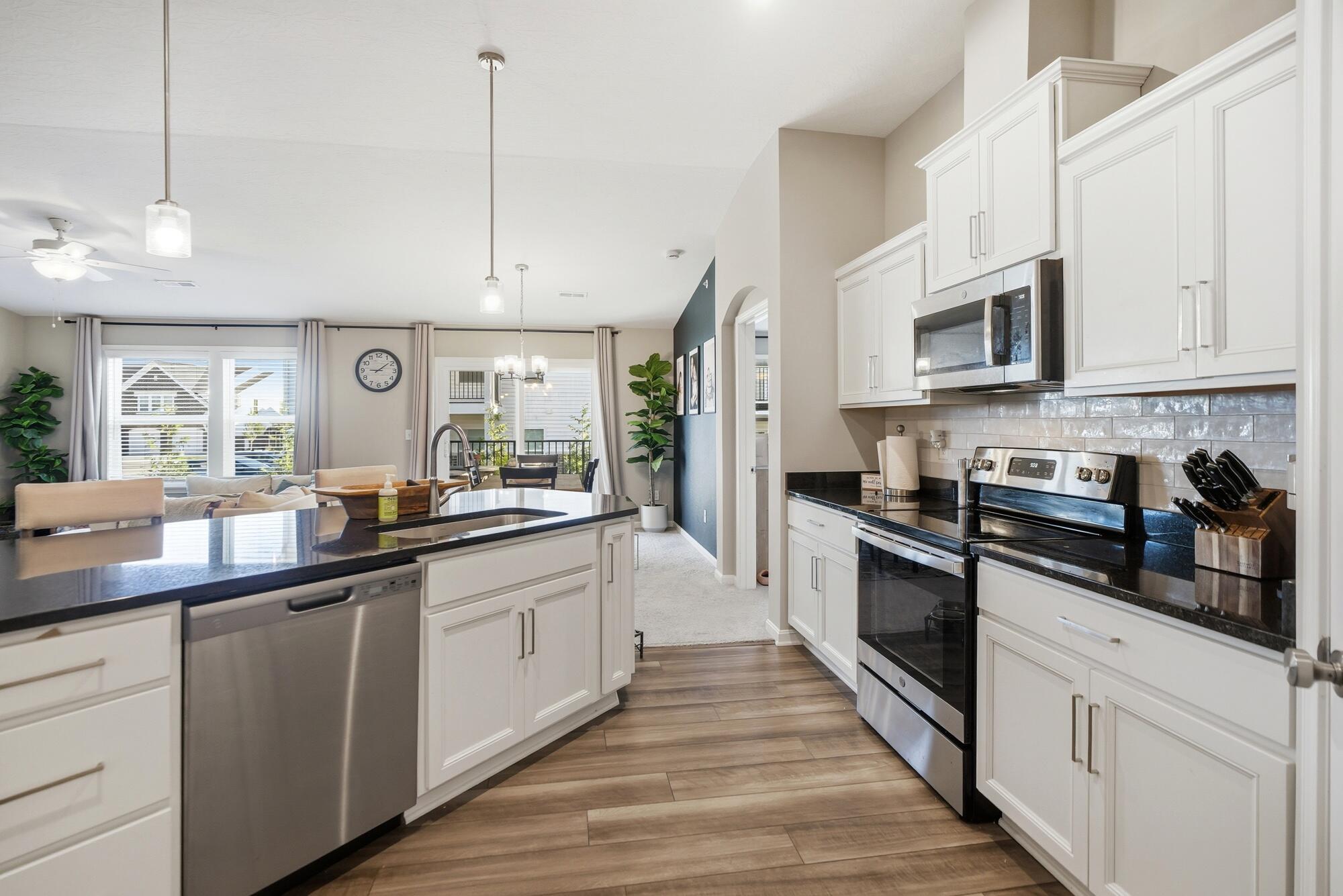 710 Crescent Landing