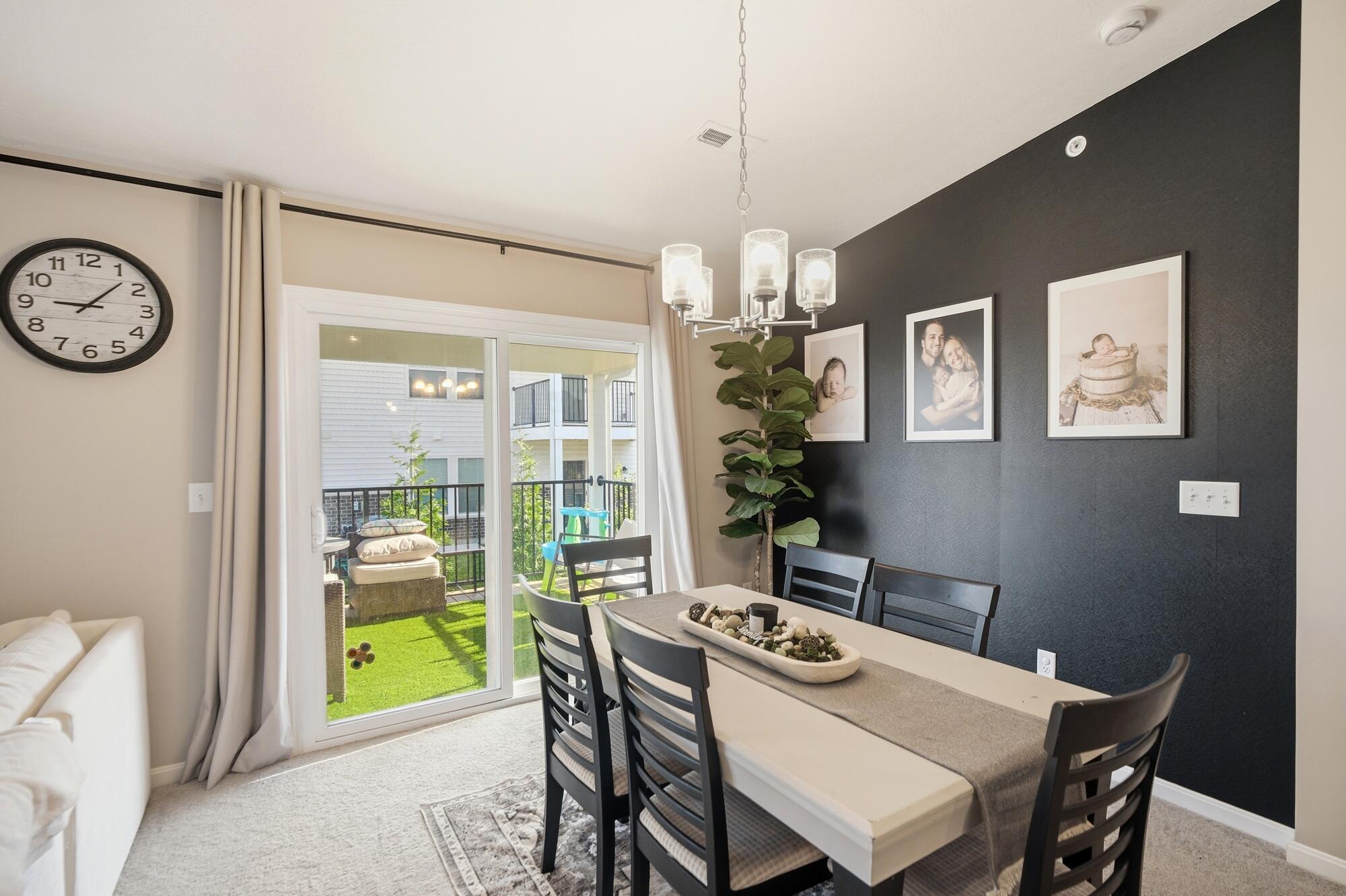 710 Crescent Landing