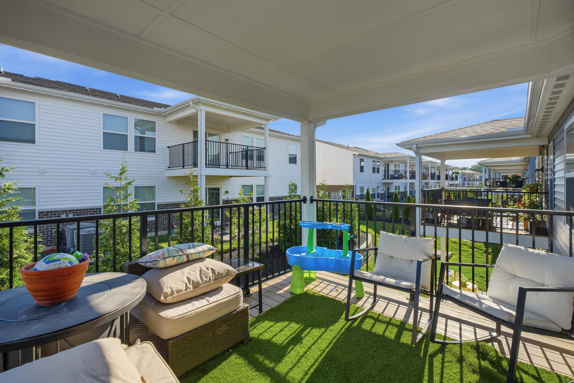 710 Crescent Landing