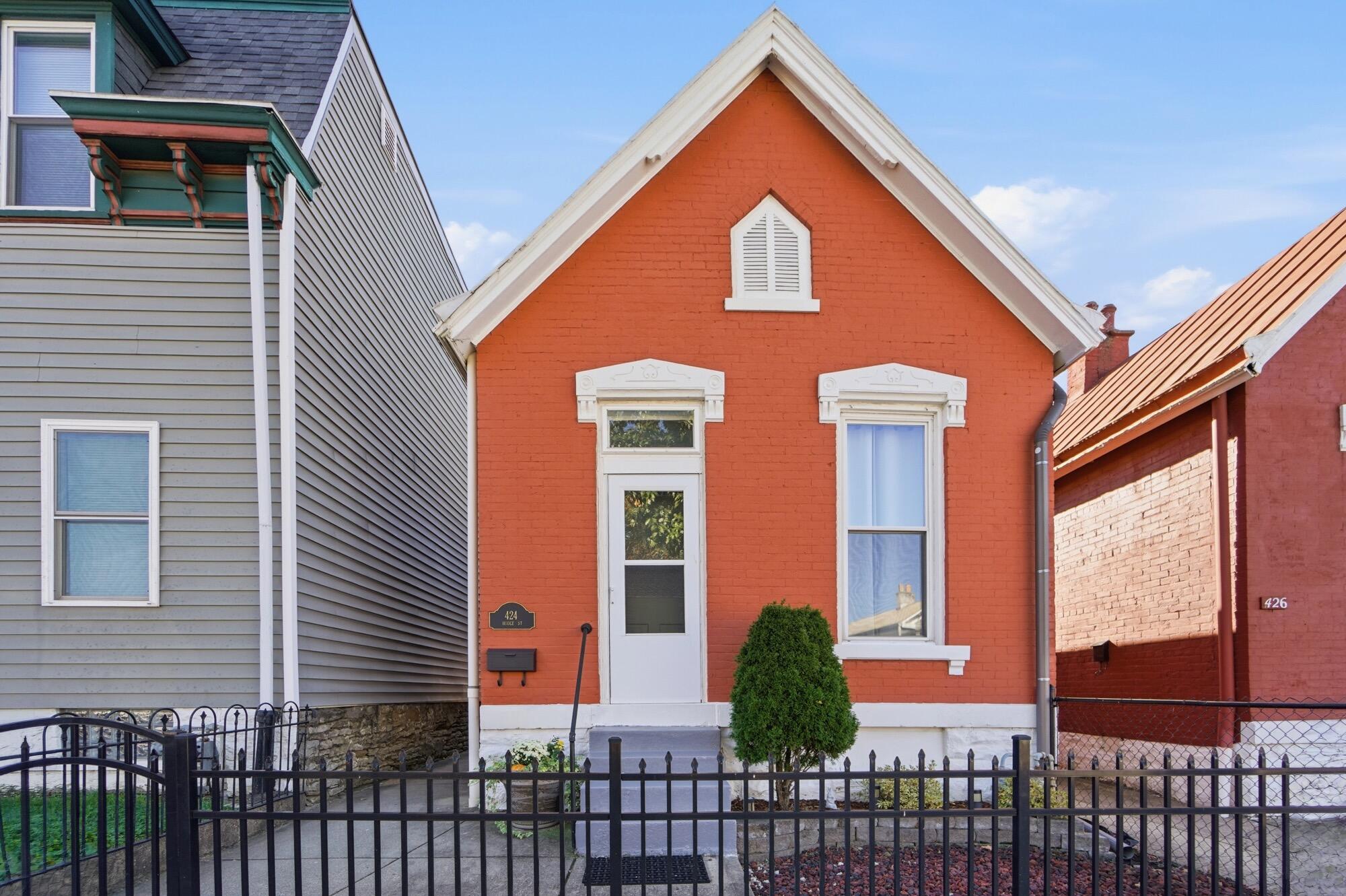 424 Hodge Street