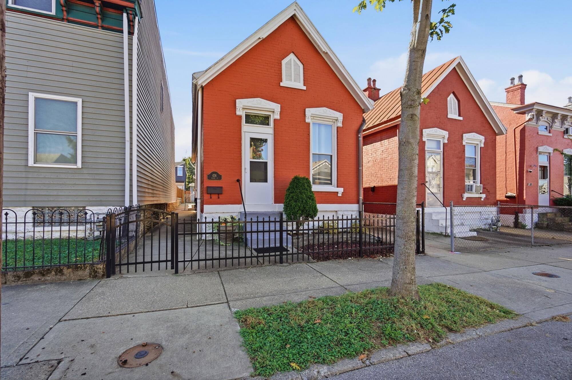 424 Hodge Street