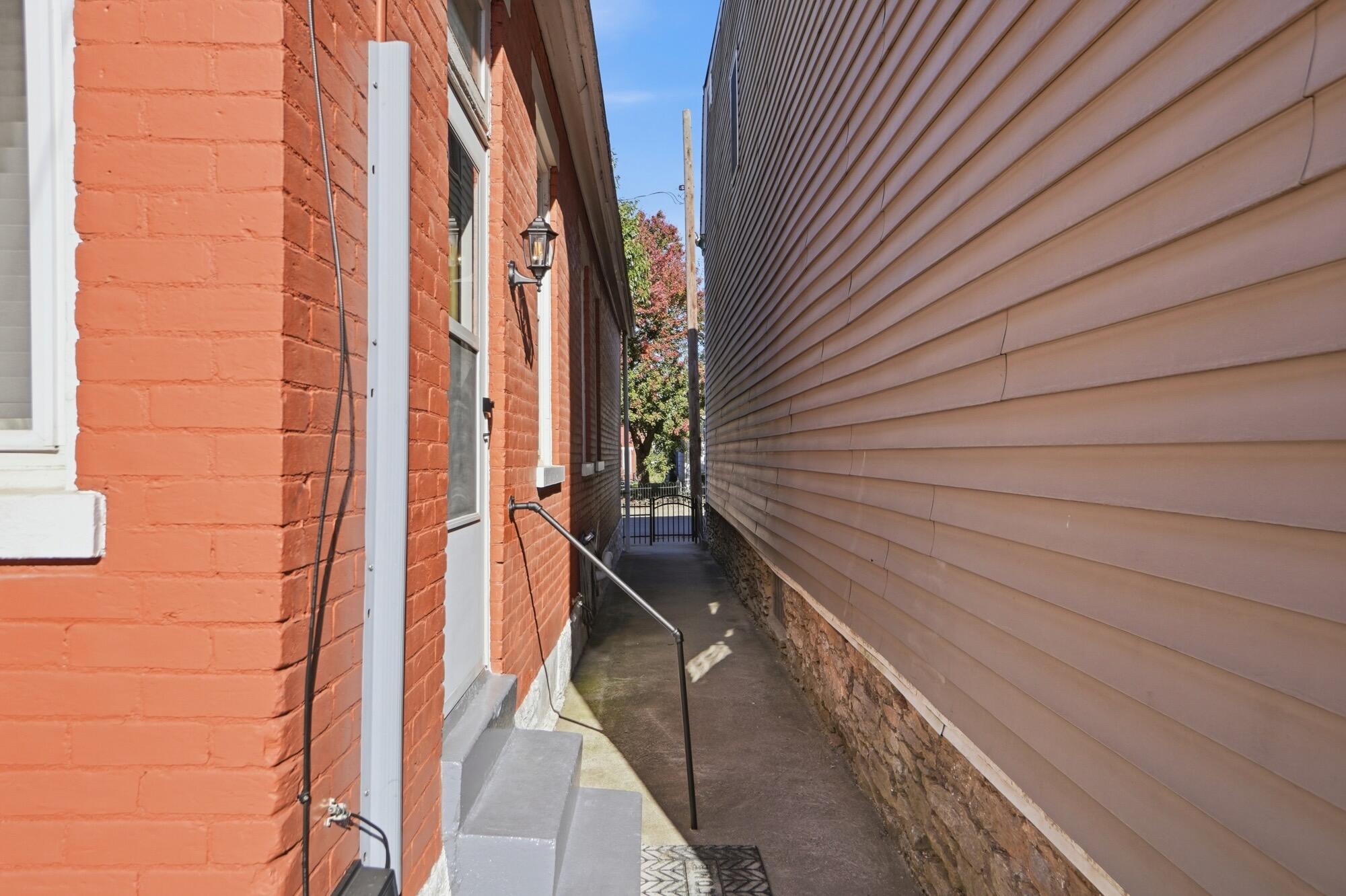 424 Hodge Street