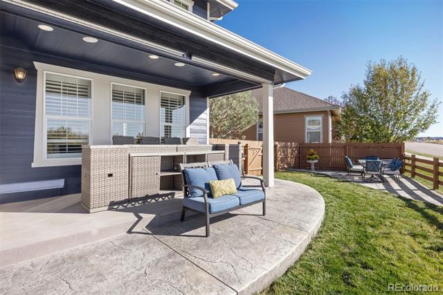 6586 Club Villa Road