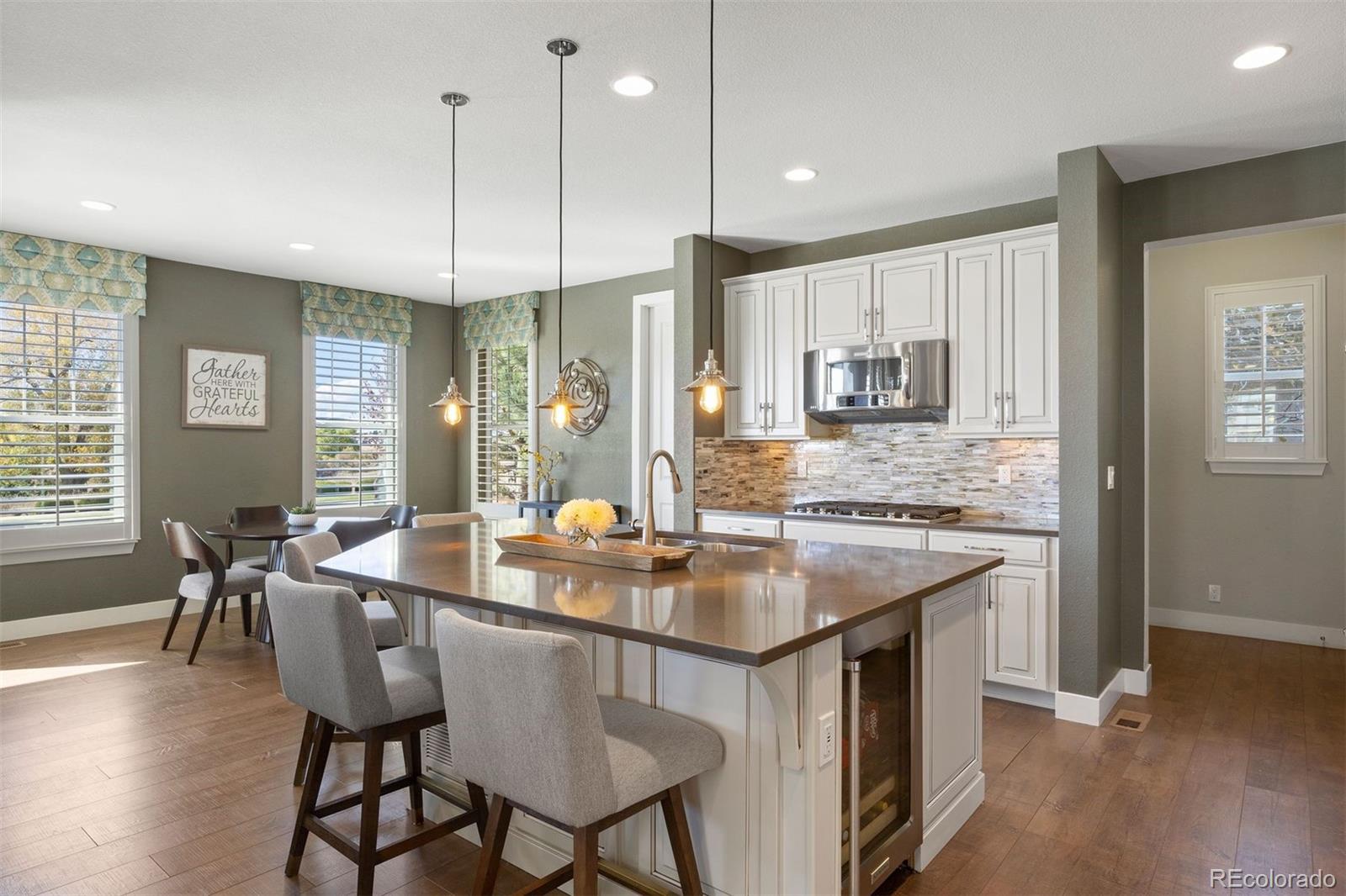 6586 Club Villa Road