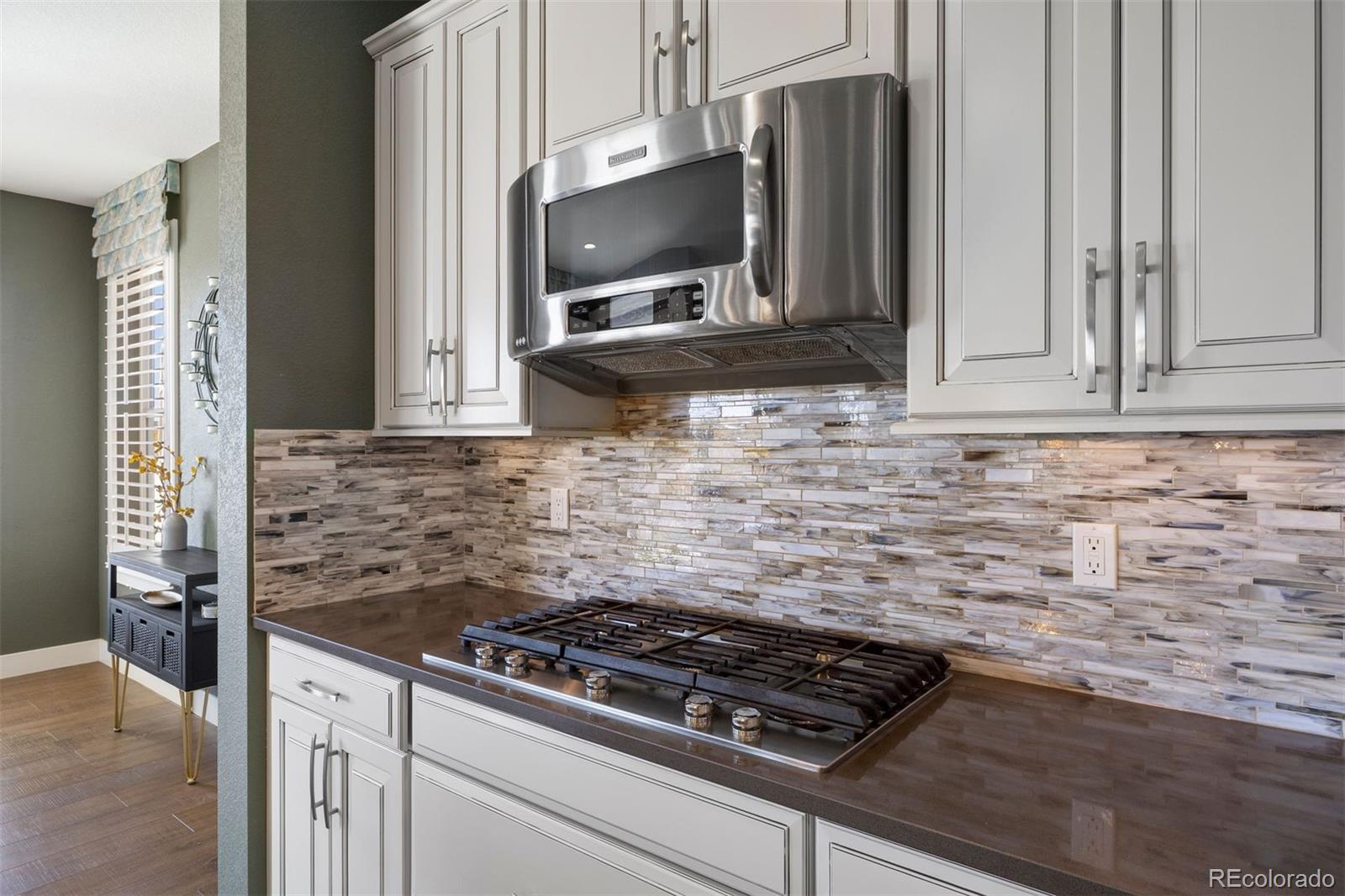 6586 Club Villa Road