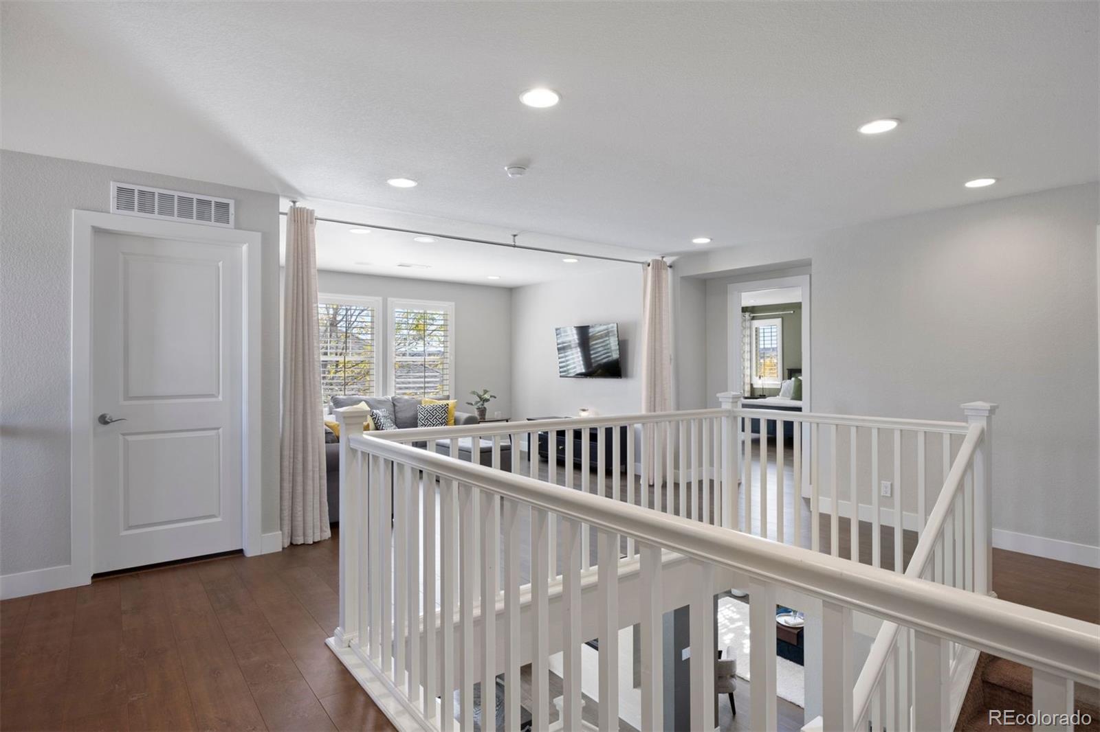 6586 Club Villa Road