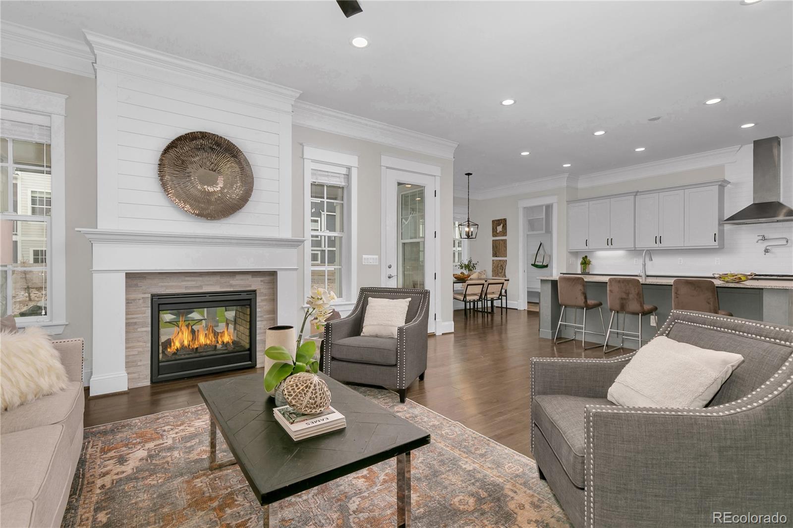 8266 Superior Circle