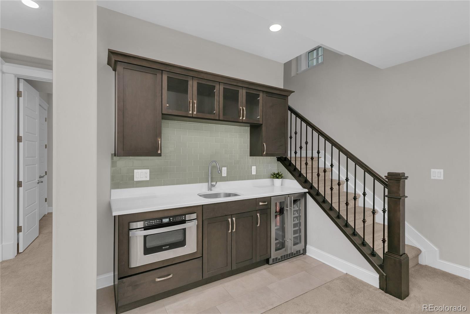 8266 Superior Circle