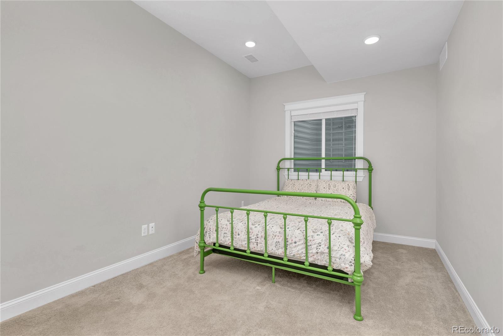 8266 Superior Circle