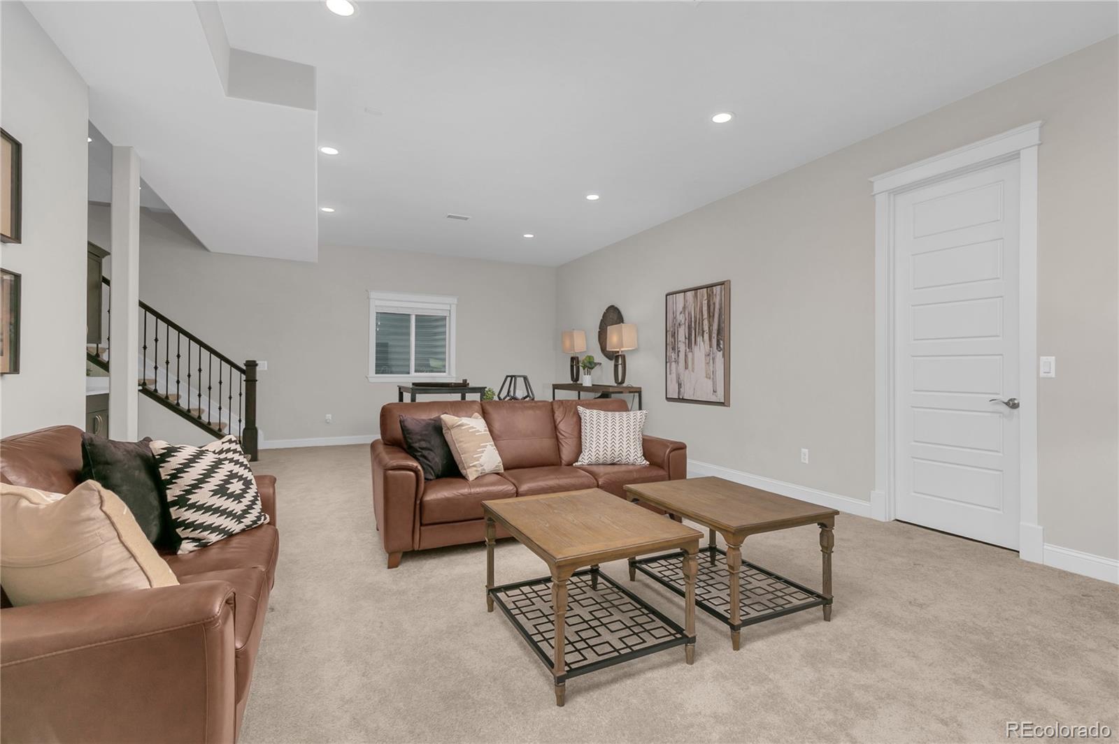 8266 Superior Circle