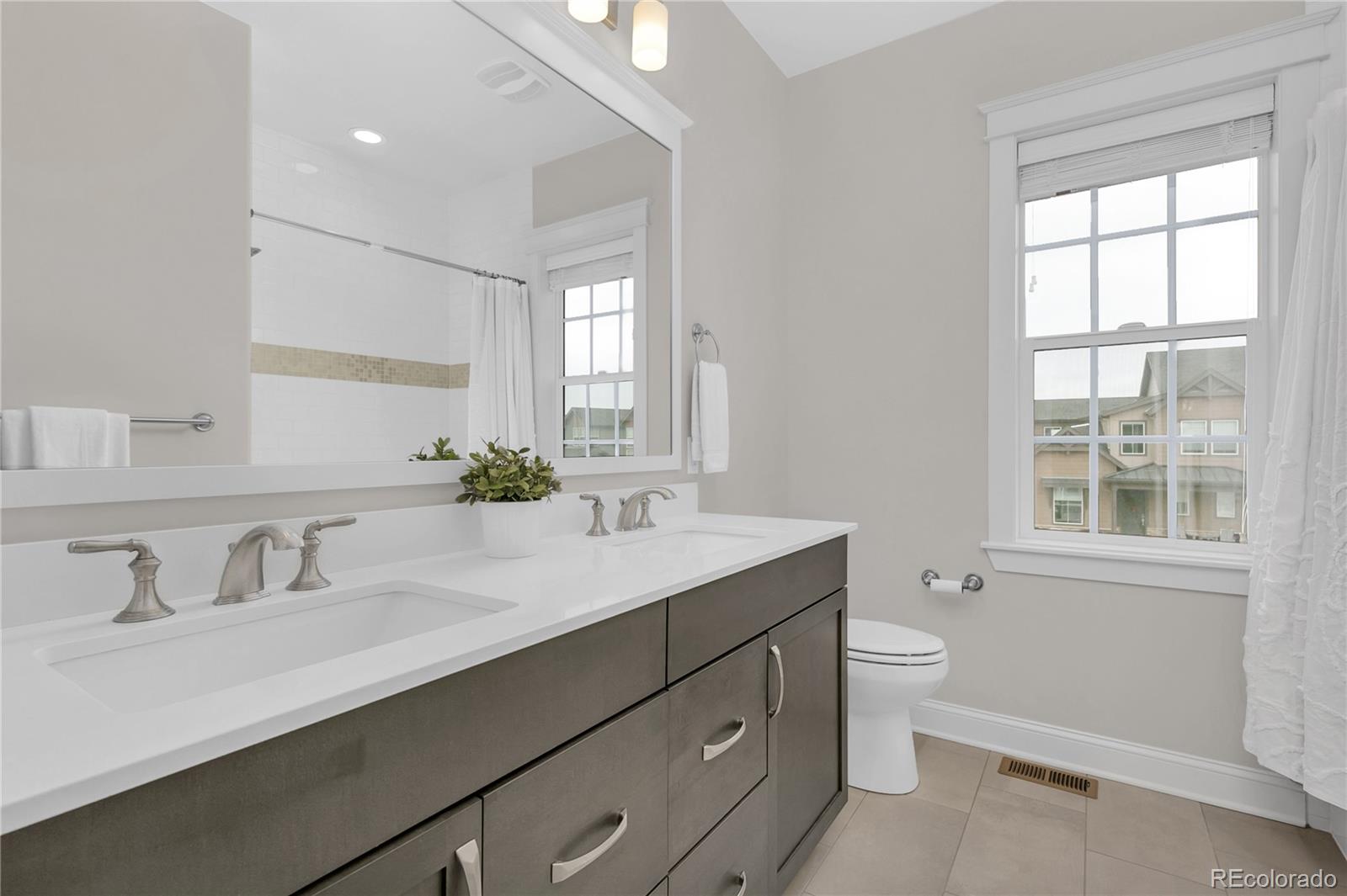 8266 Superior Circle