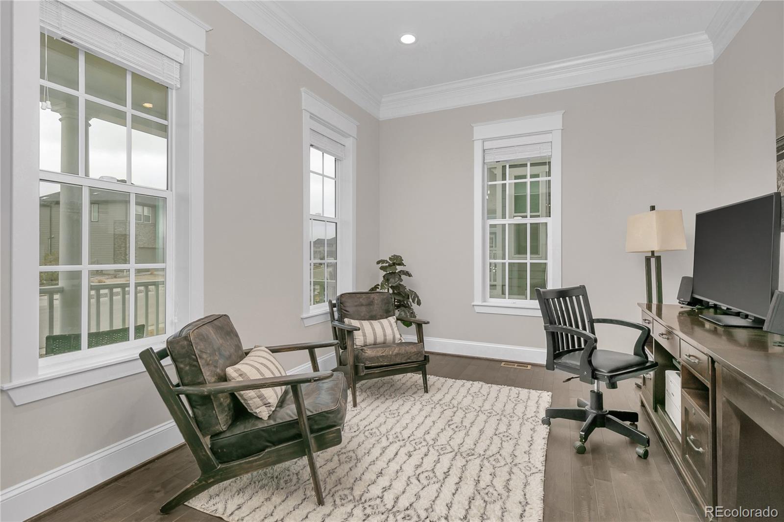 8266 Superior Circle