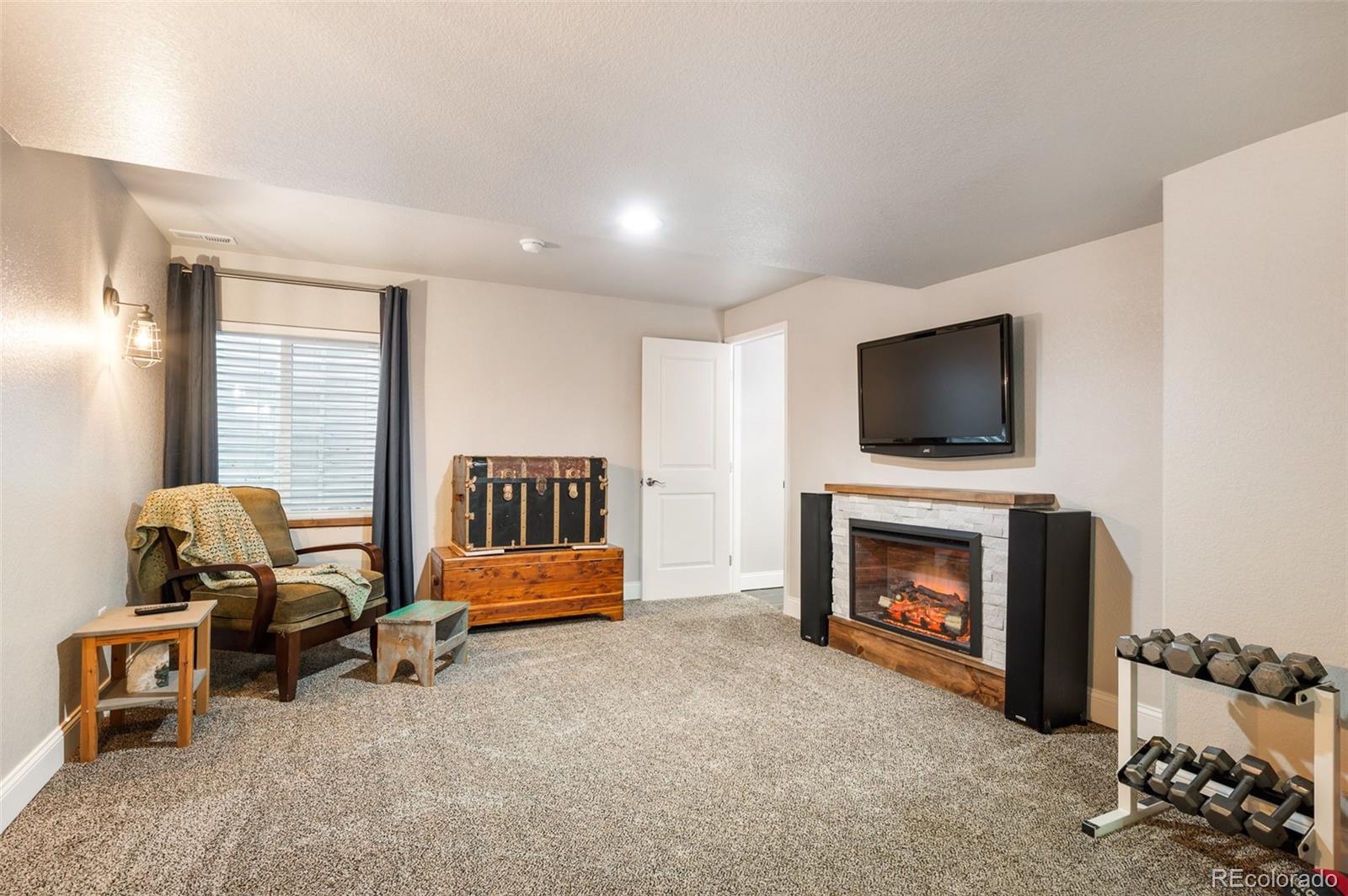 7236 S Robertsdale Way