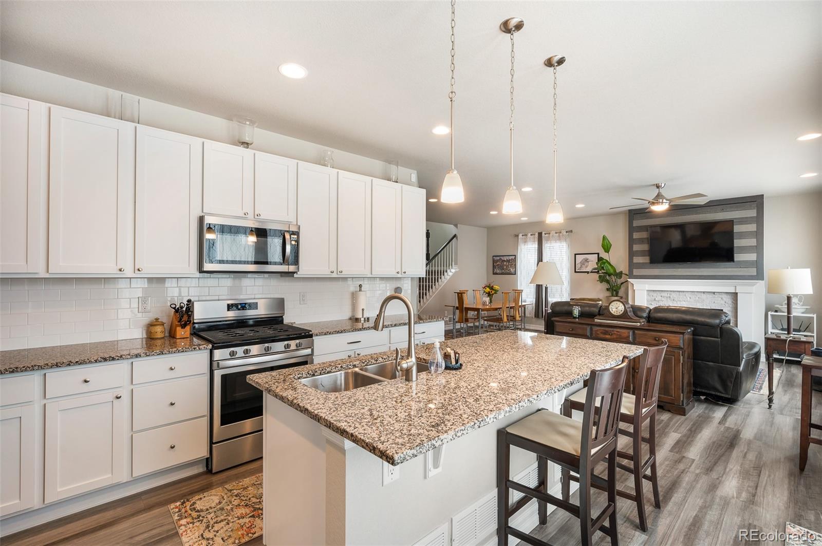 7236 S Robertsdale Way