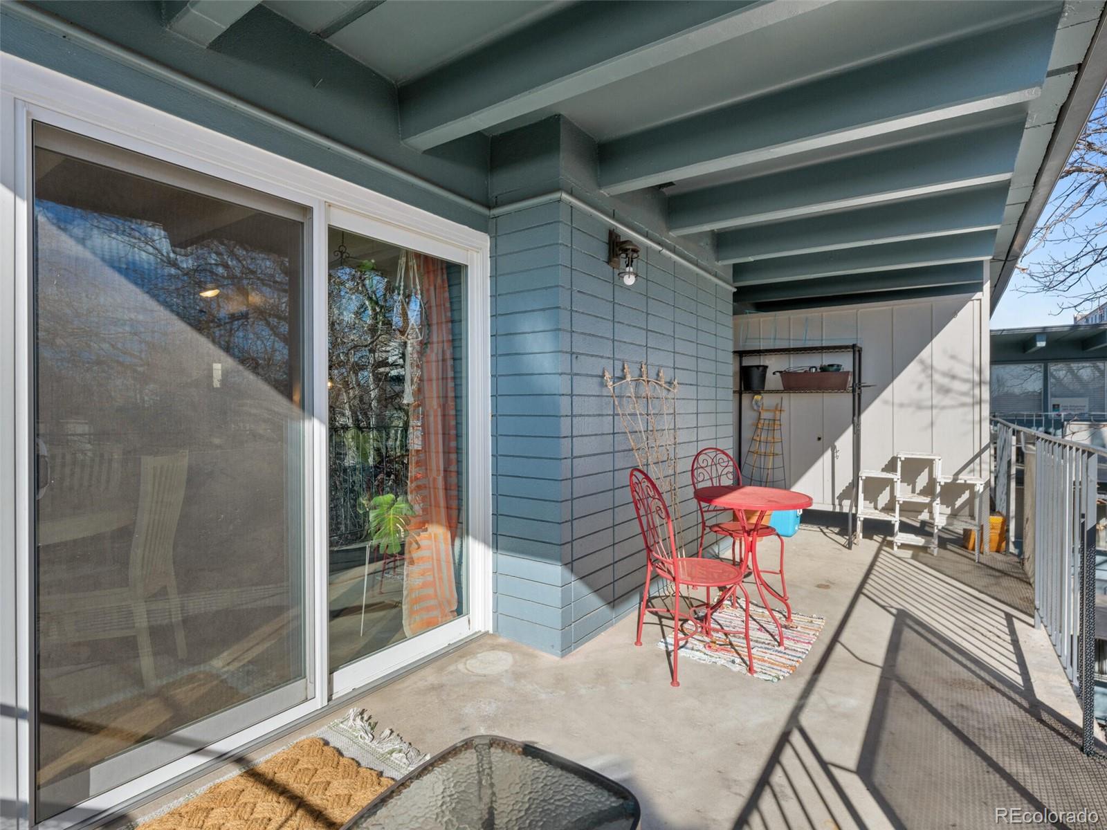 2401 S Gaylord Street Unit: 306