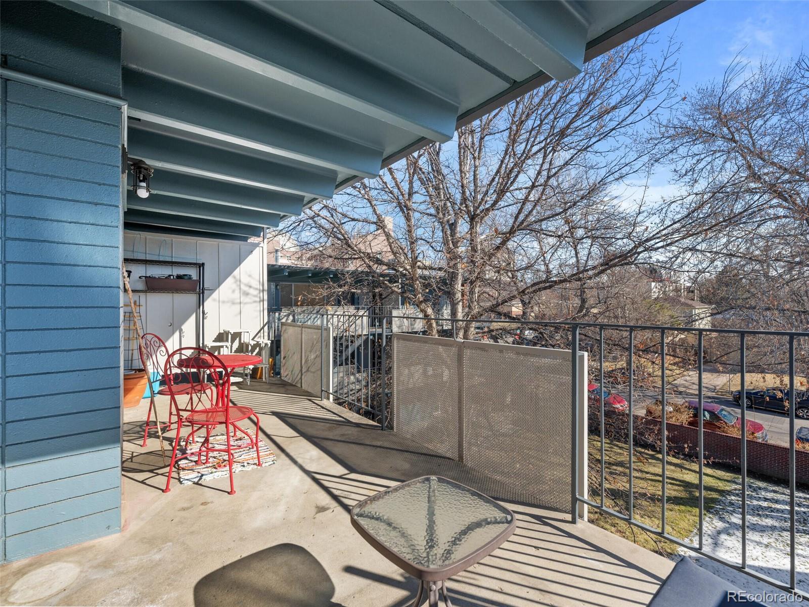 2401 S Gaylord Street Unit: 306