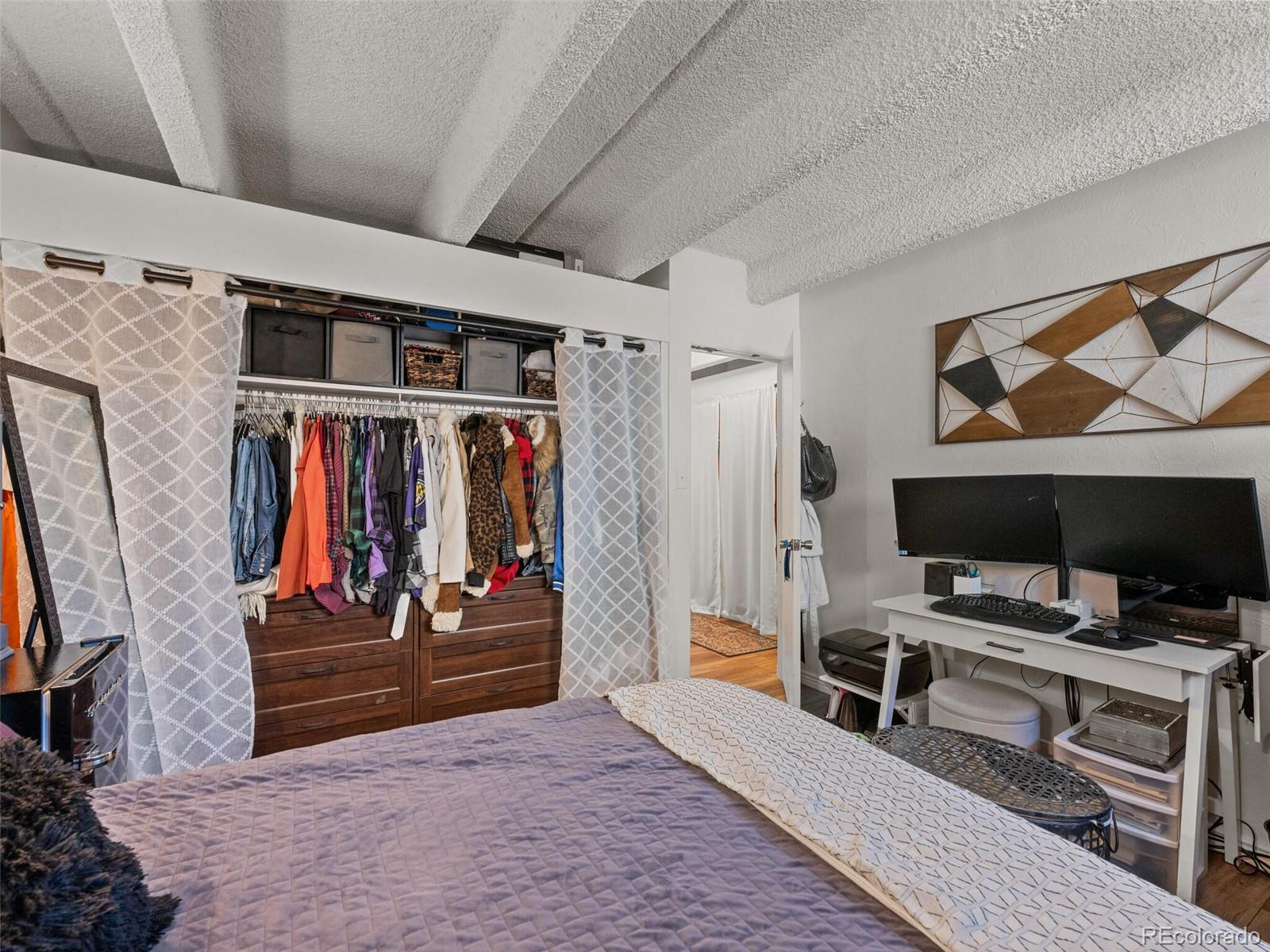 2401 S Gaylord Street Unit: 306