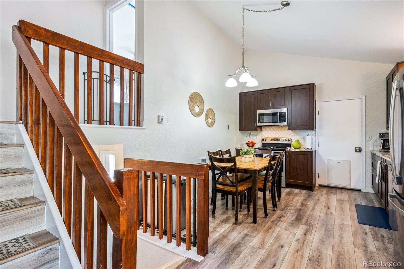 1006 S Waco Way