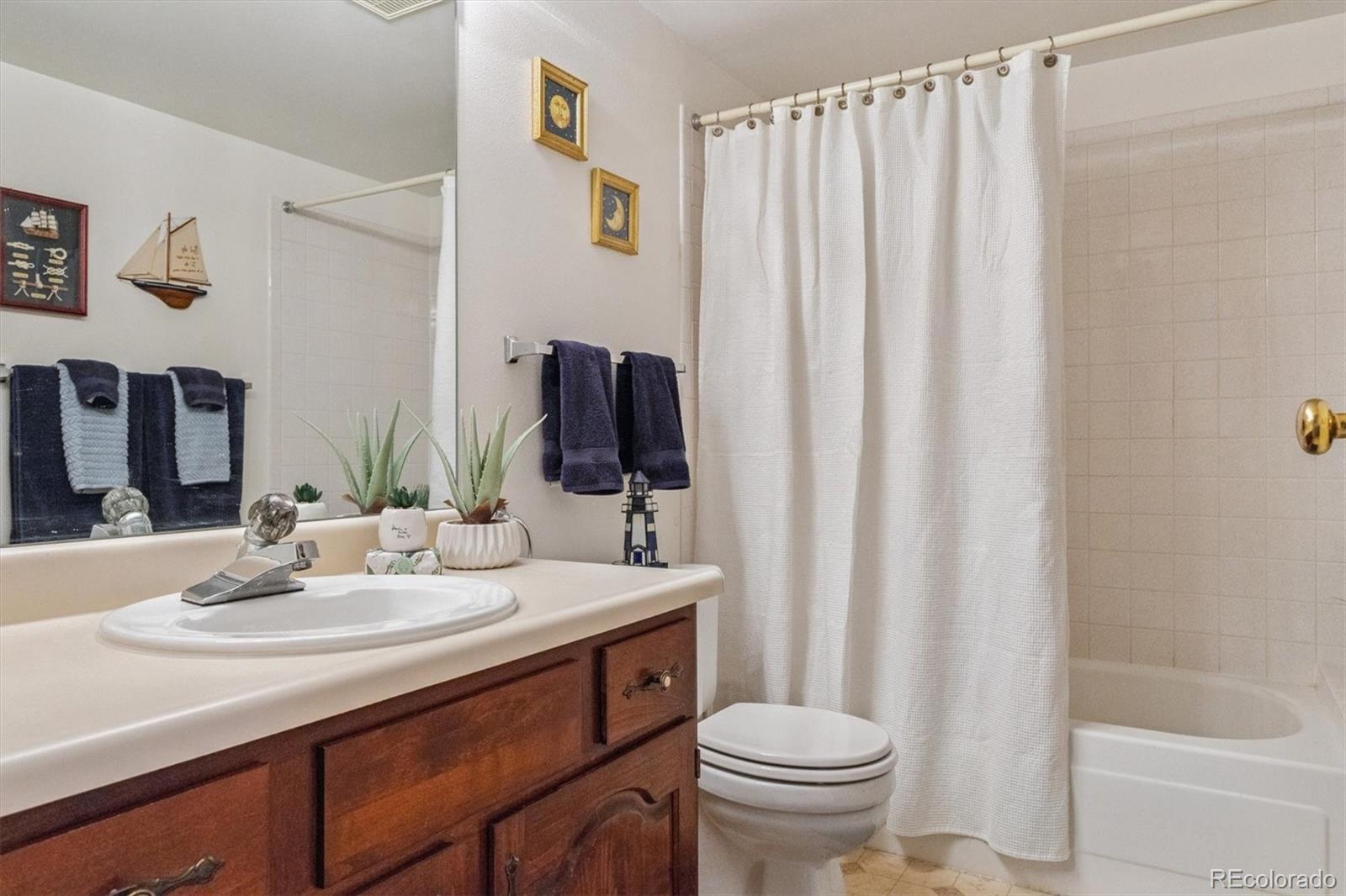 13931 E Marina Drive Unit: 305
