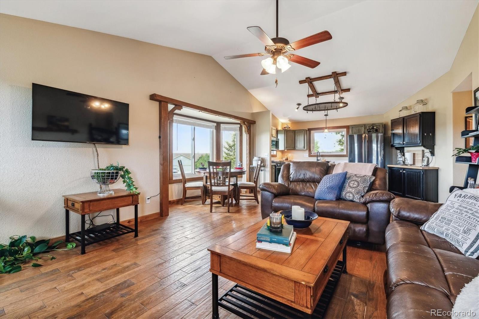 43588 Evening Star Court