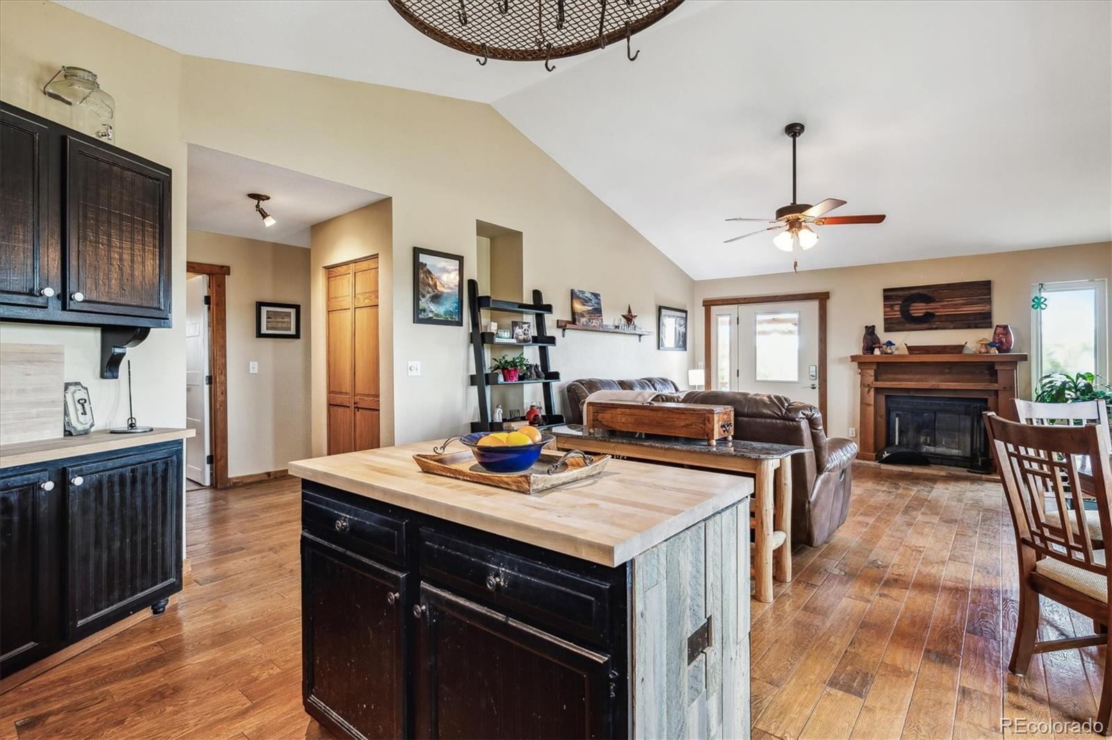 43588 Evening Star Court