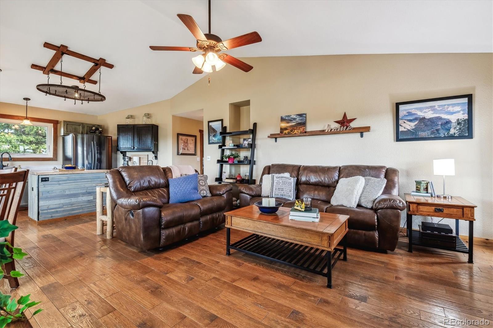 43588 Evening Star Court