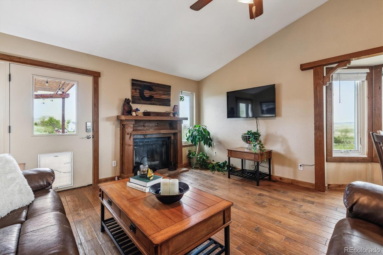 43588 Evening Star Court