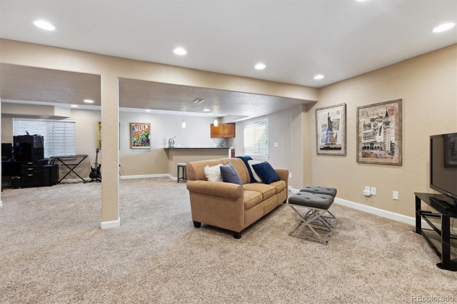 24612 E Ontario Drive