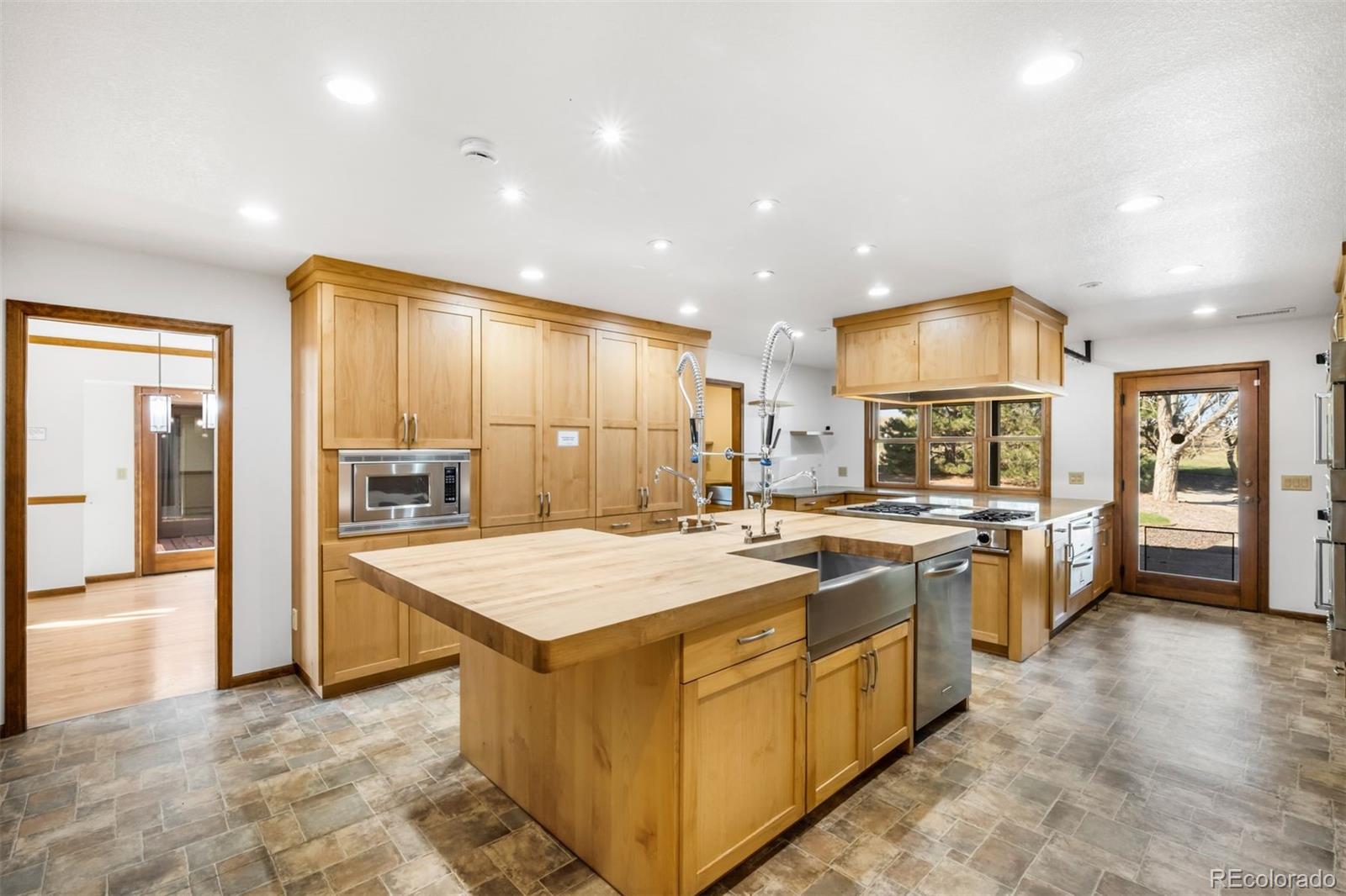 3081 W 151st Court