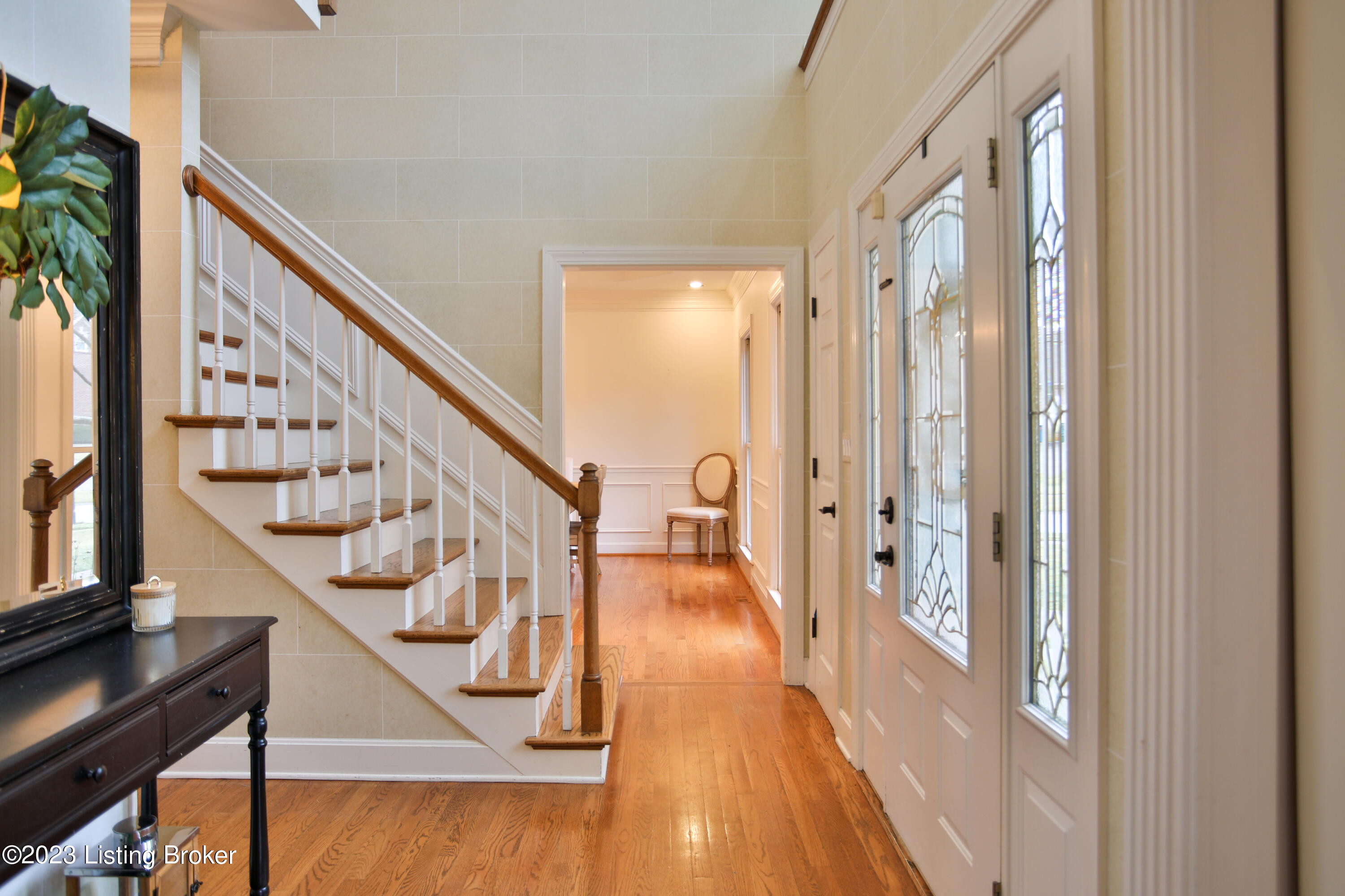 1203 Winding Creek Pl