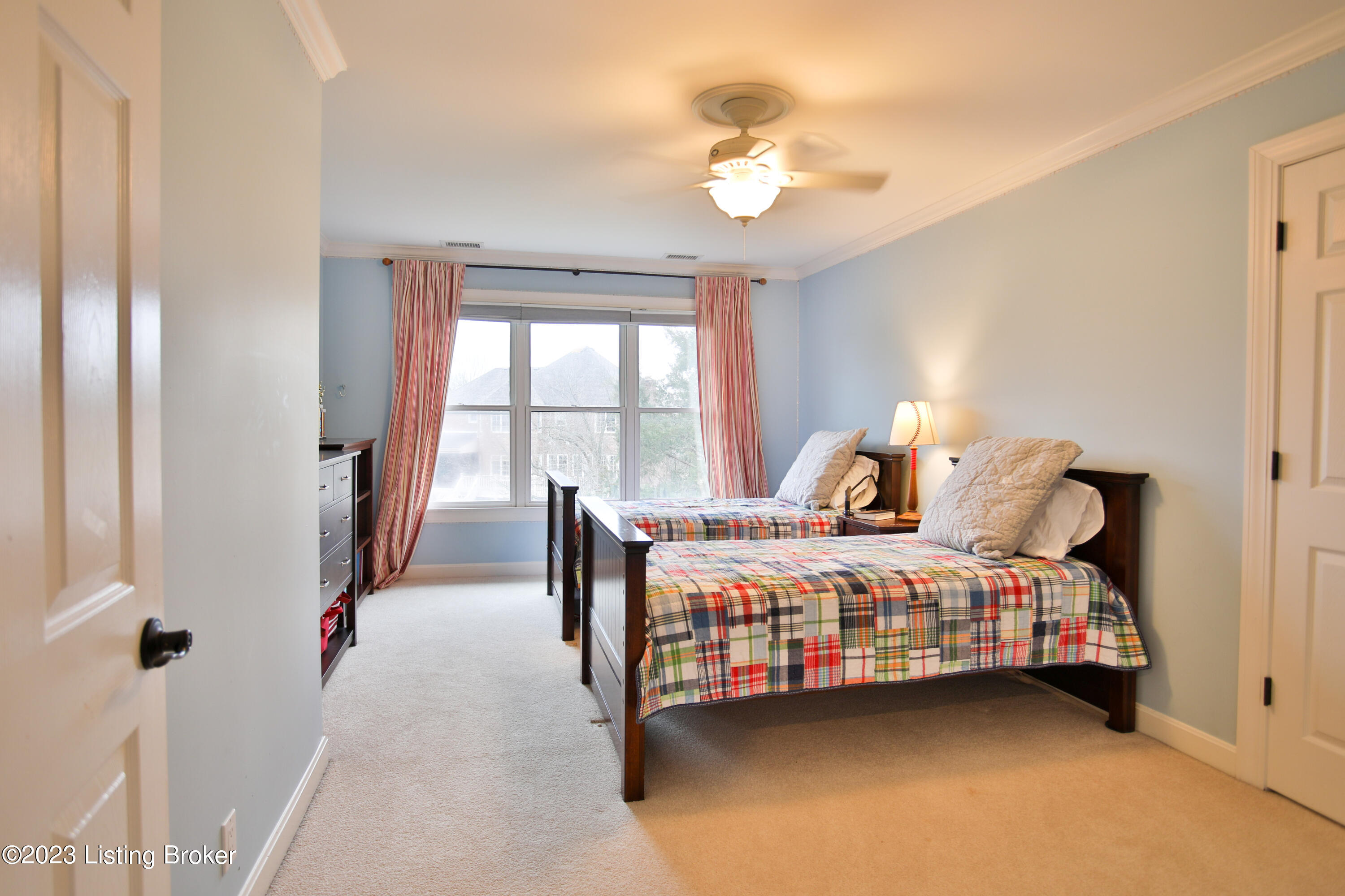 1203 Winding Creek Pl