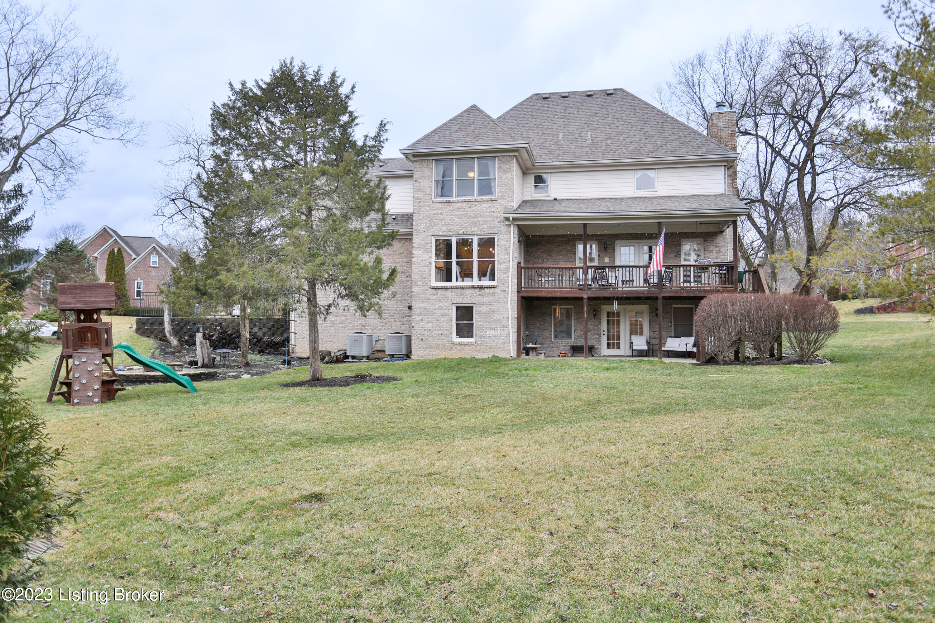 1203 Winding Creek Pl