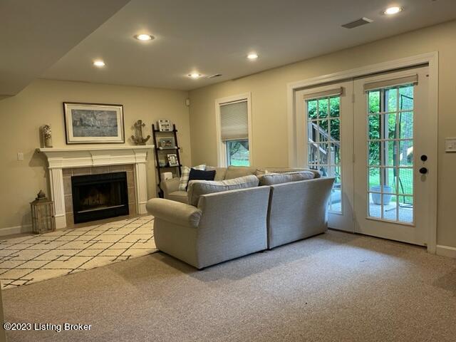 1203 Winding Creek Pl