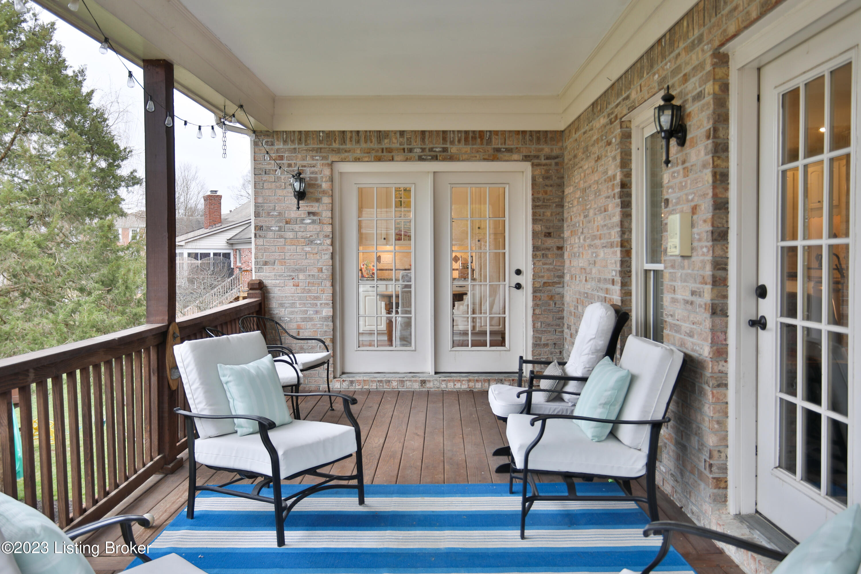 1203 Winding Creek Pl