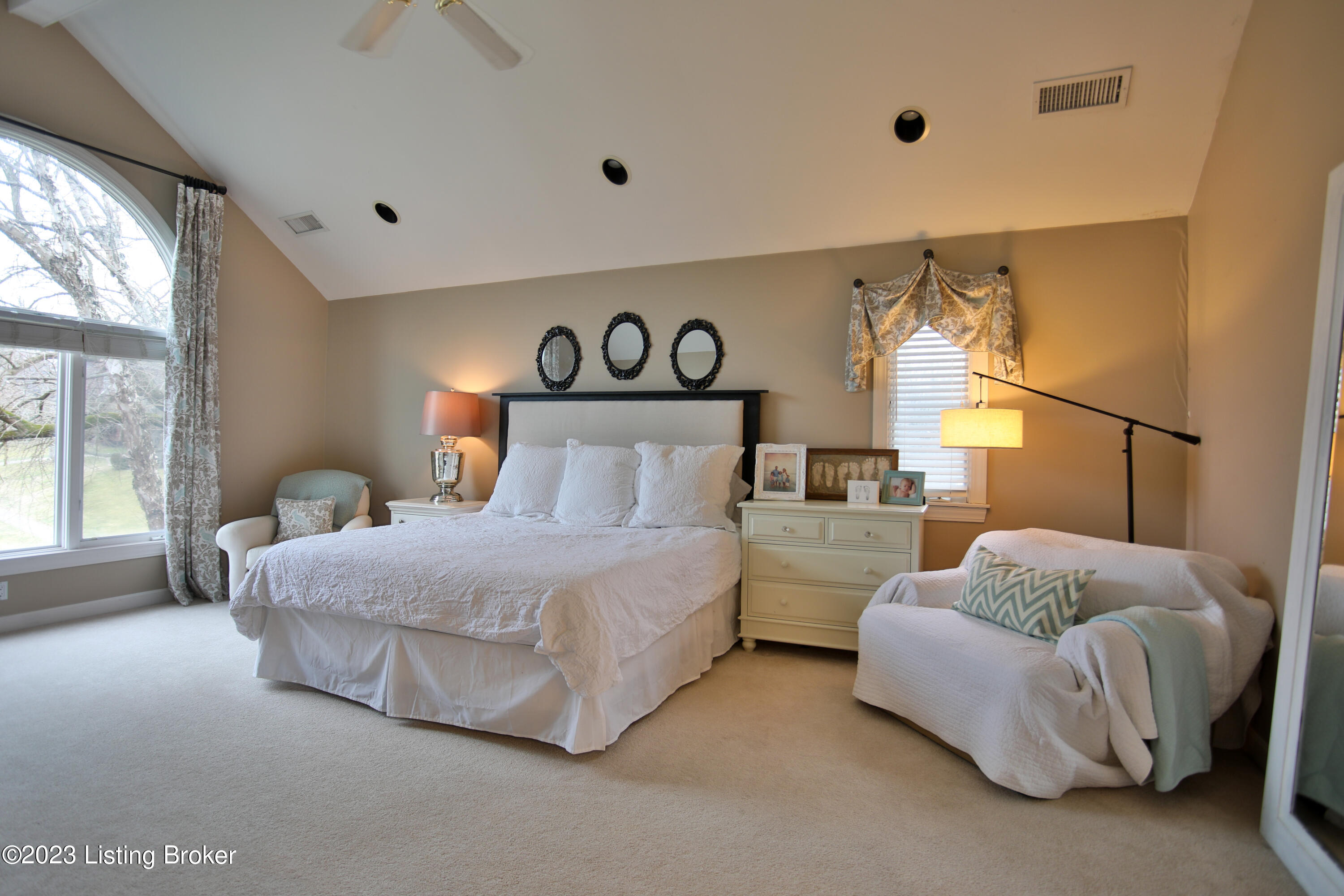 1203 Winding Creek Pl