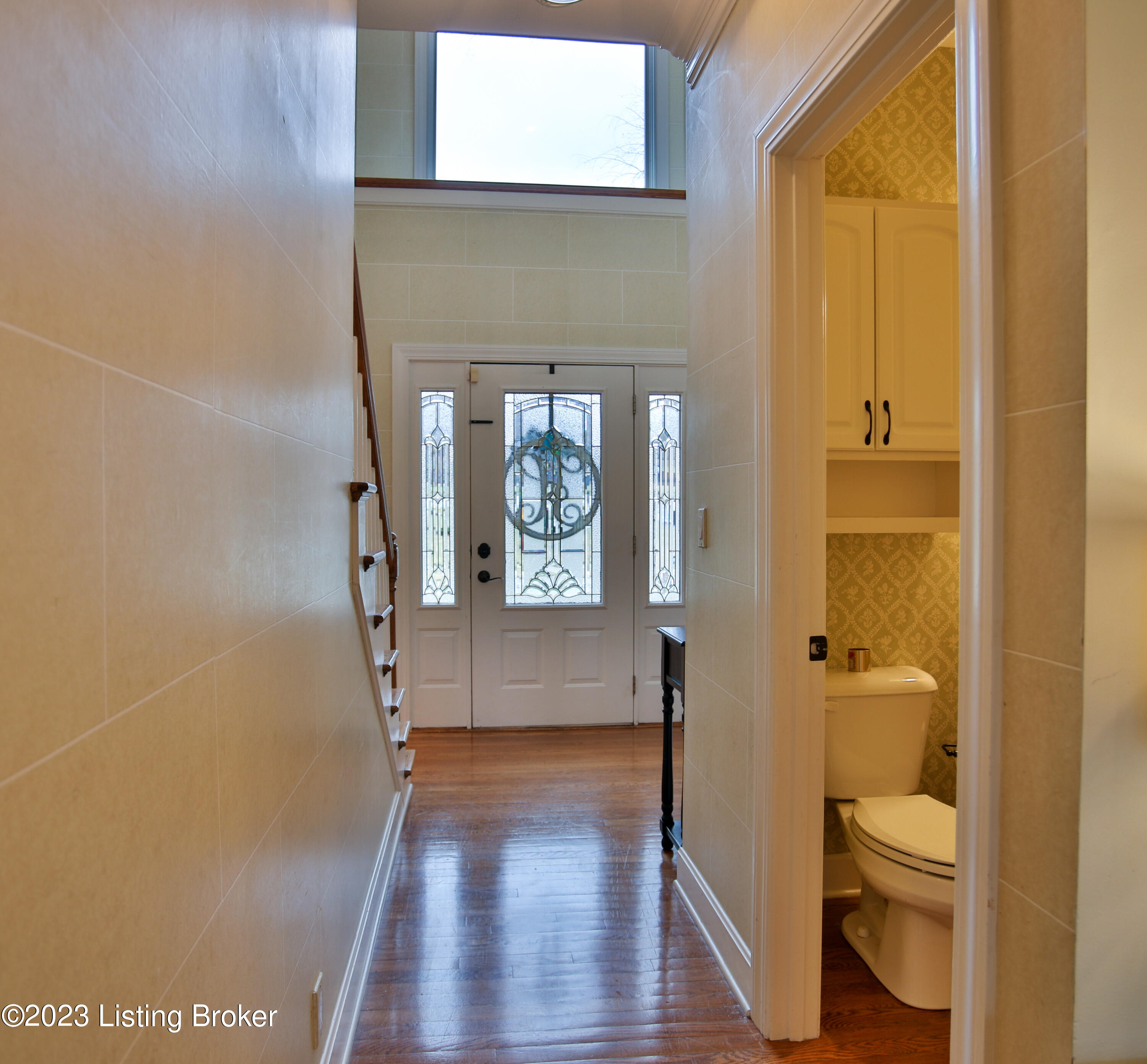 1203 Winding Creek Pl