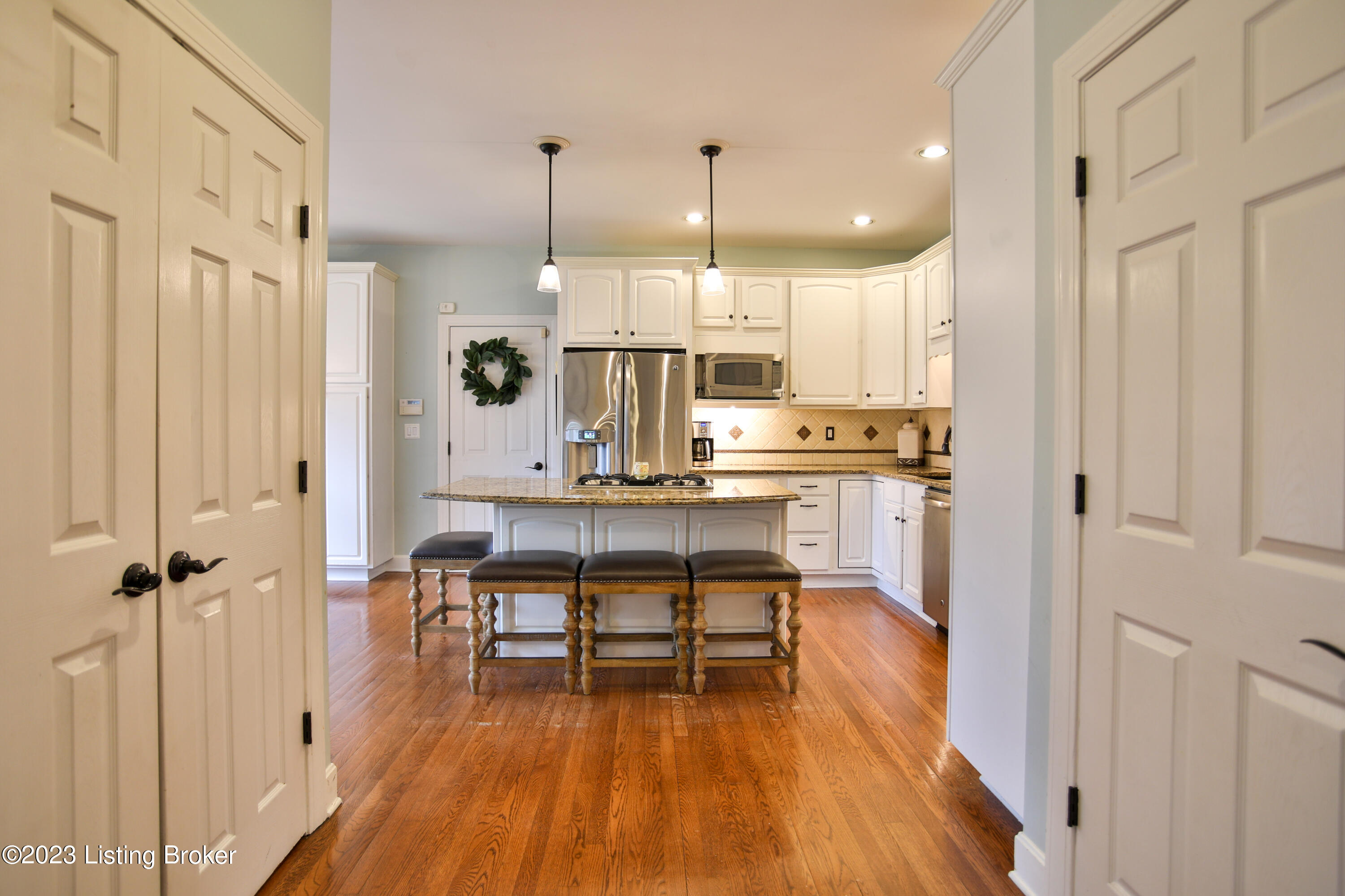 1203 Winding Creek Pl