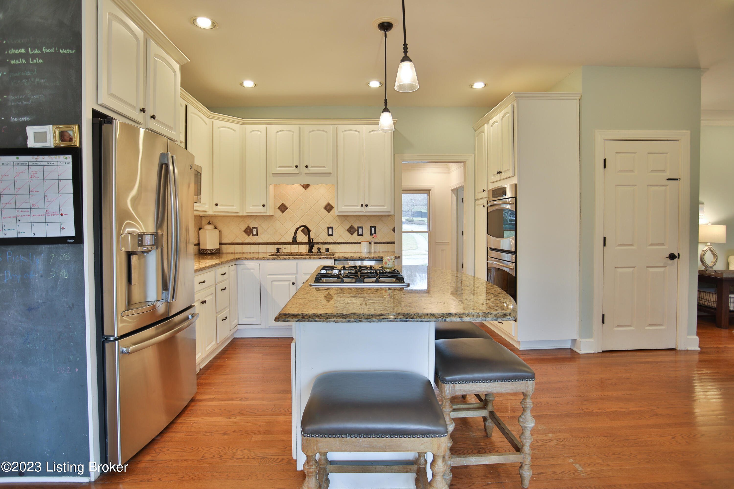 1203 Winding Creek Pl