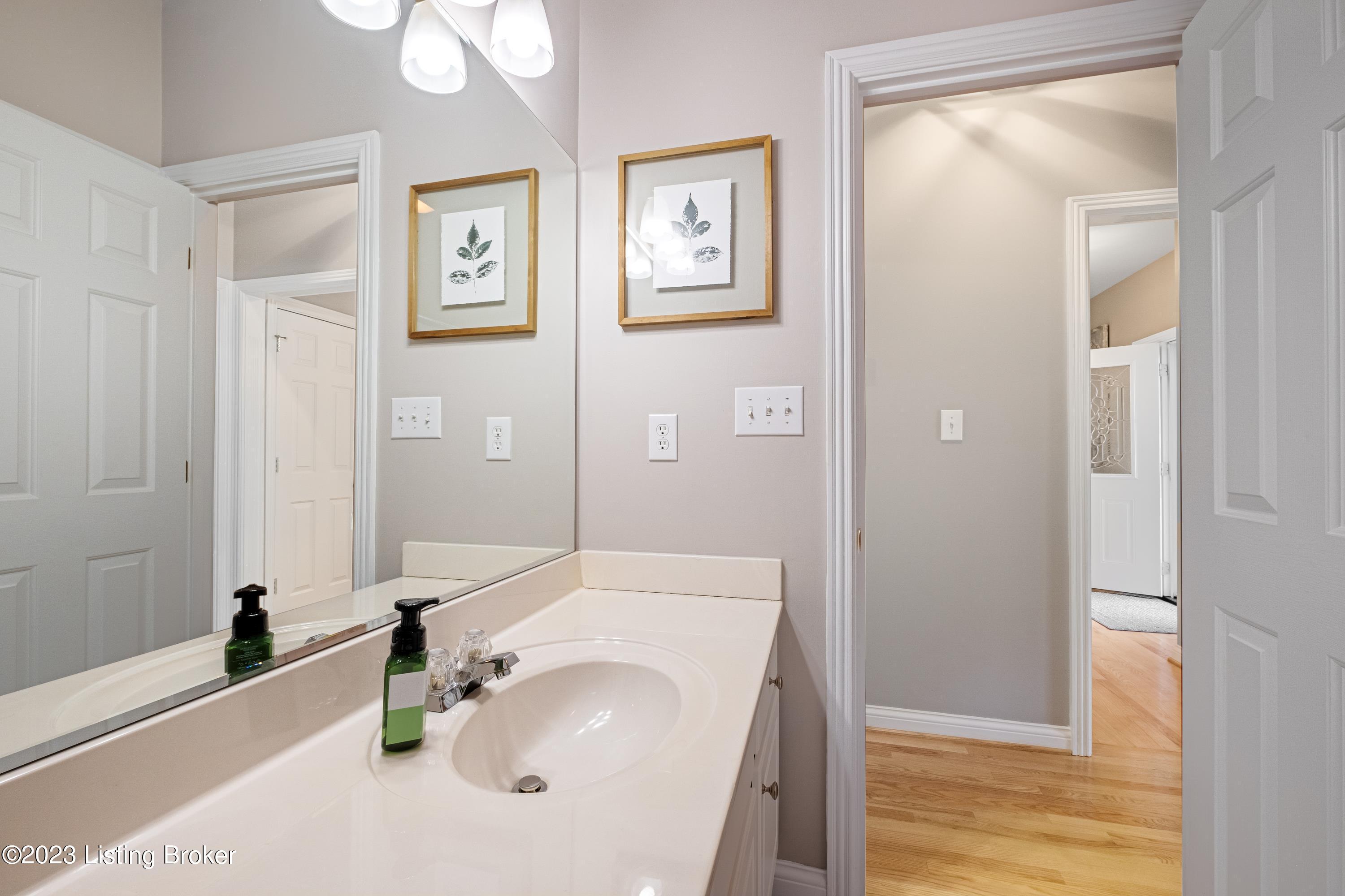 3114 S Winchester Acres Rd